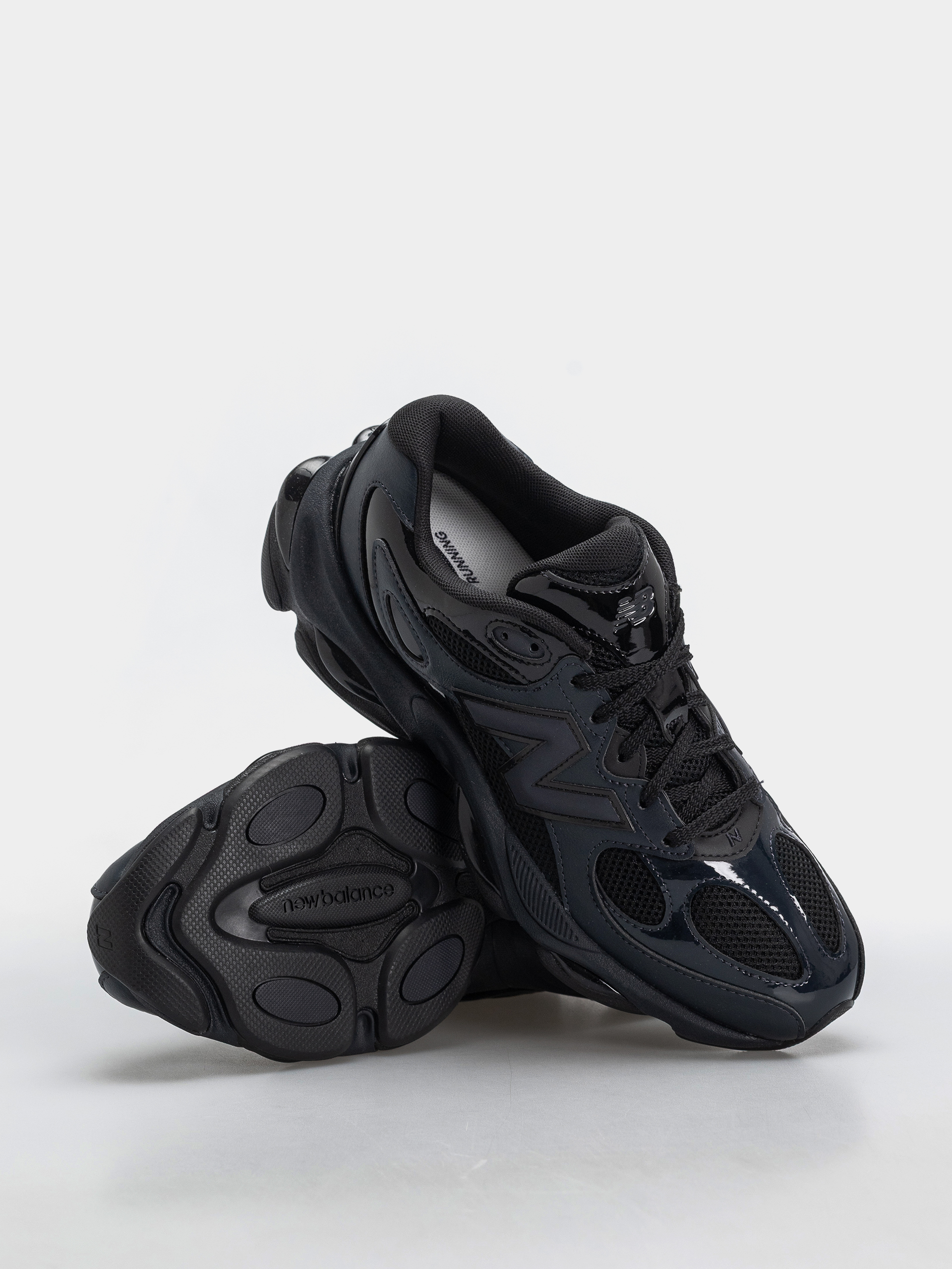 Boty New Balance 983 (black/dark night)