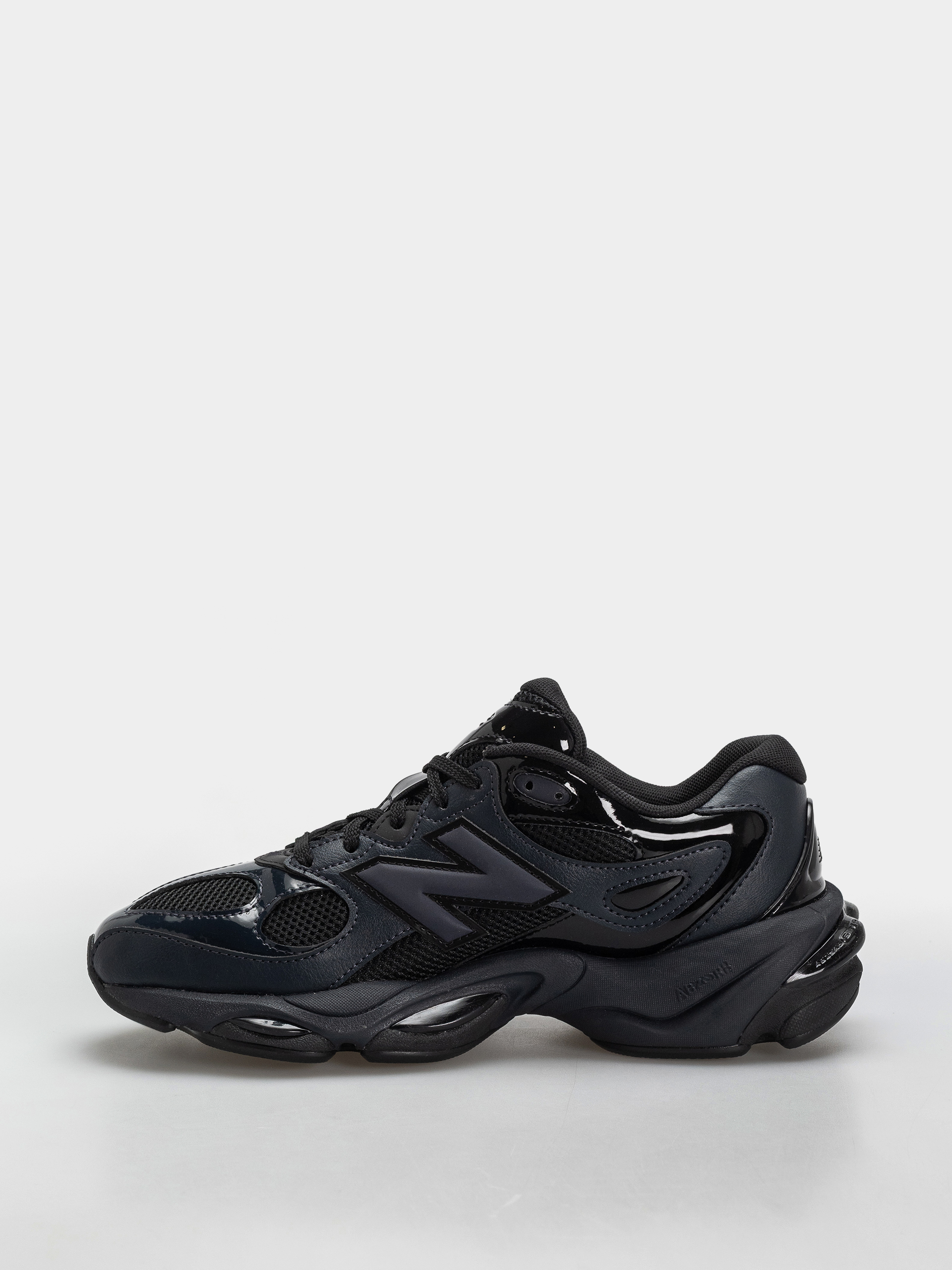 Boty New Balance 983 (black/dark night)