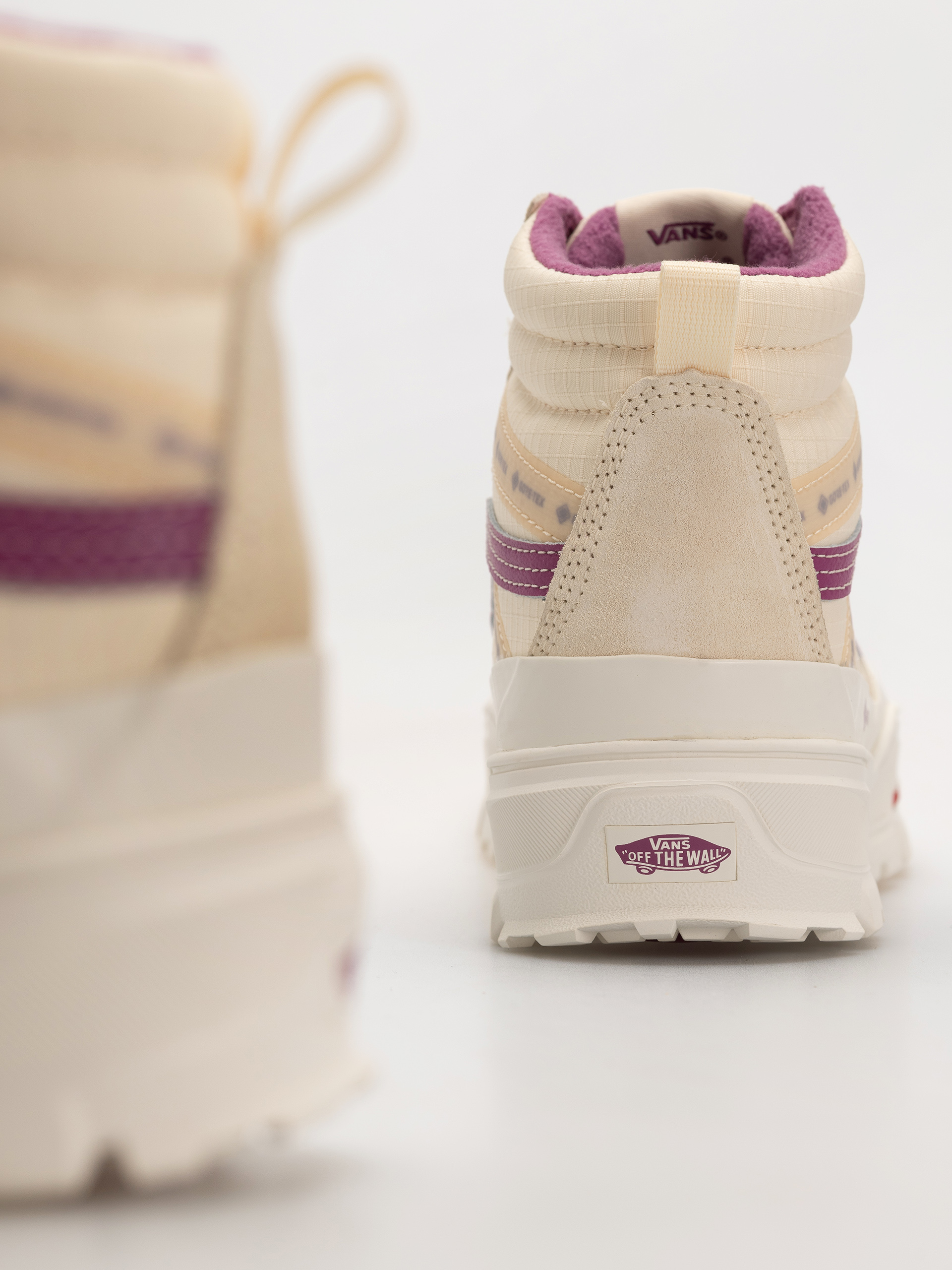 Boty Vans Sk8 Hi Gore Tex Insulated Mte (sand white)