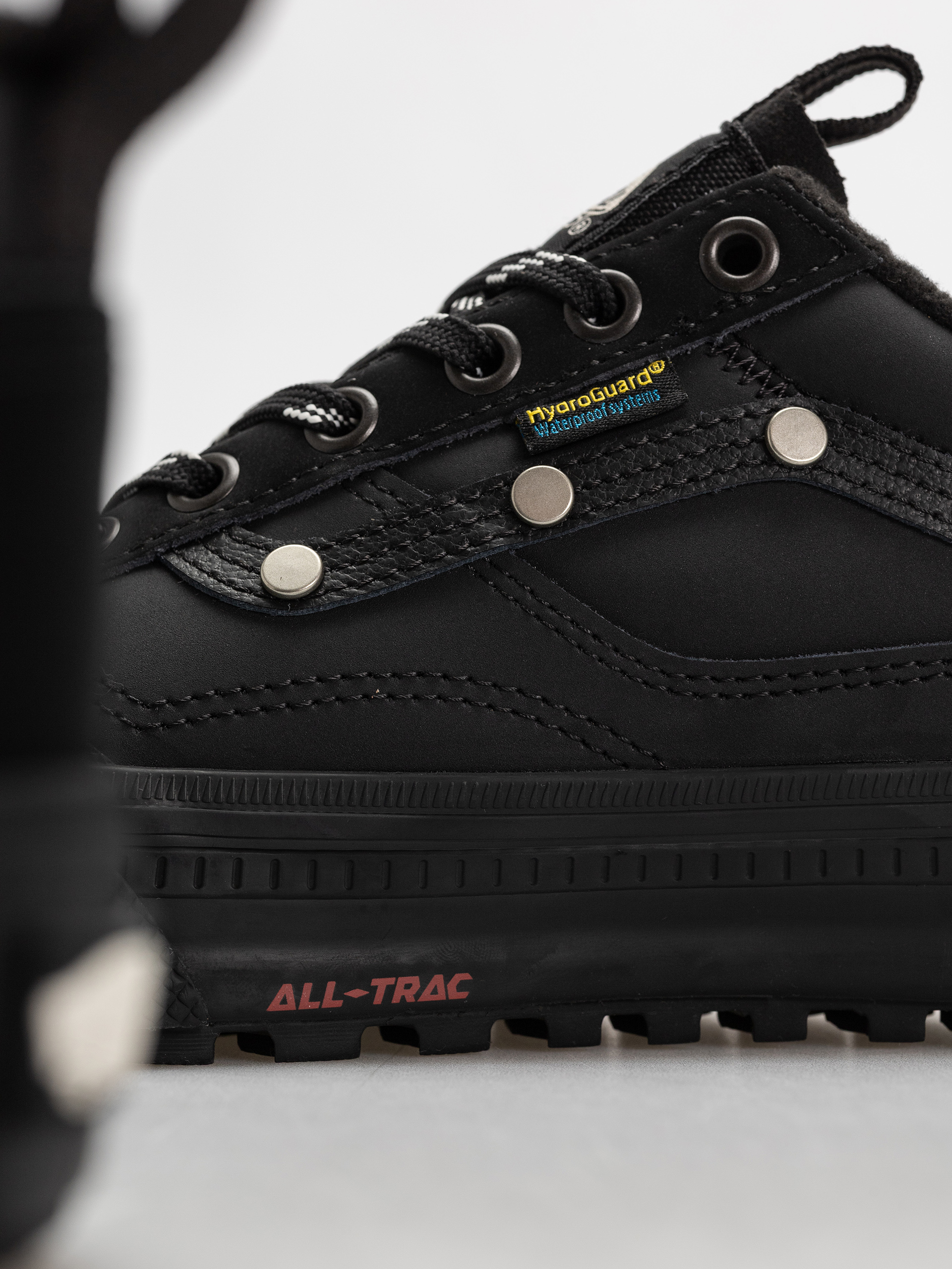 Boty Vans Old Skool Waterproof Insulated Mte (black)