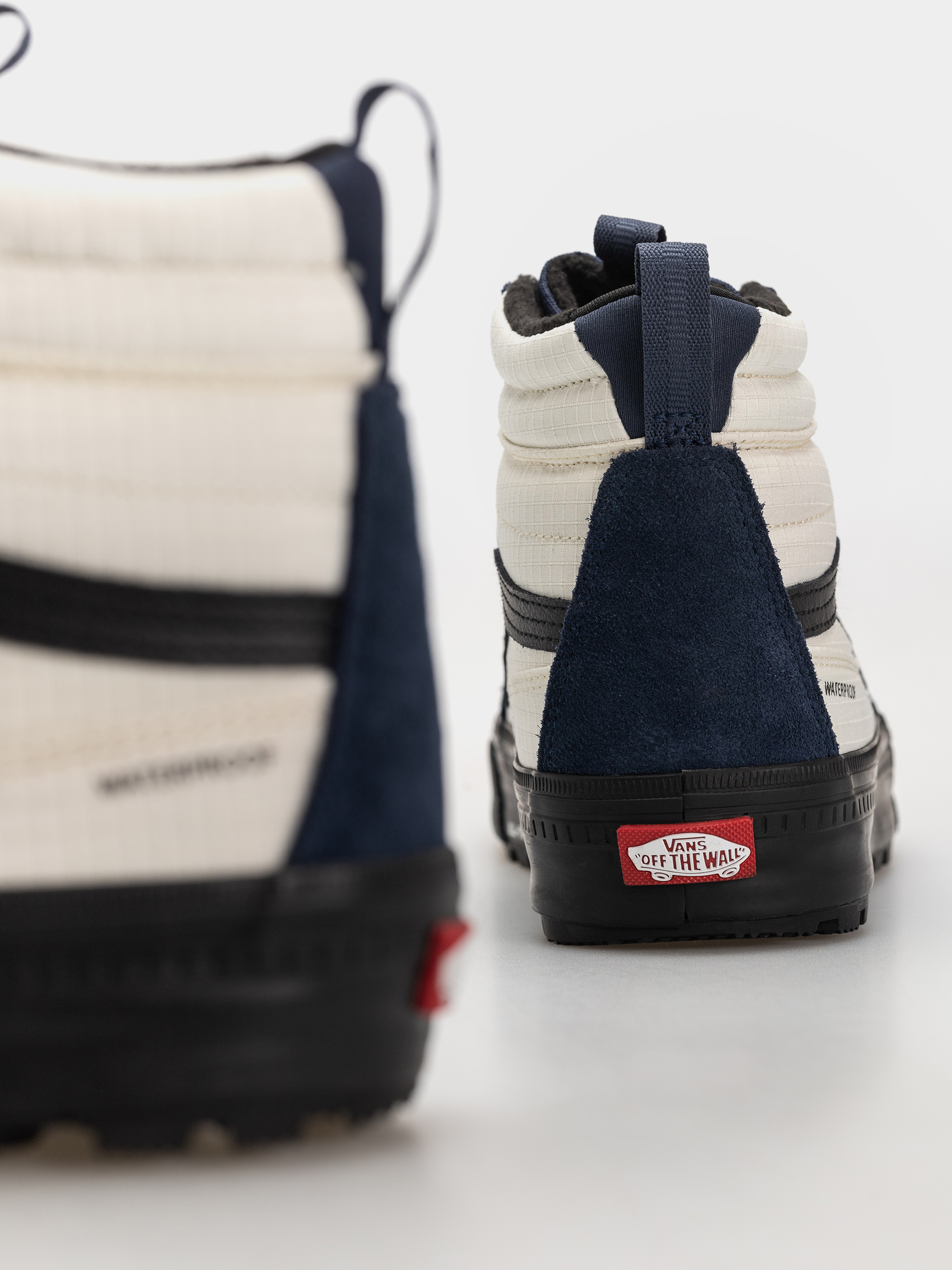 Boty Vans Sk8 Hi Waterproof Insulated Mte (true navy)