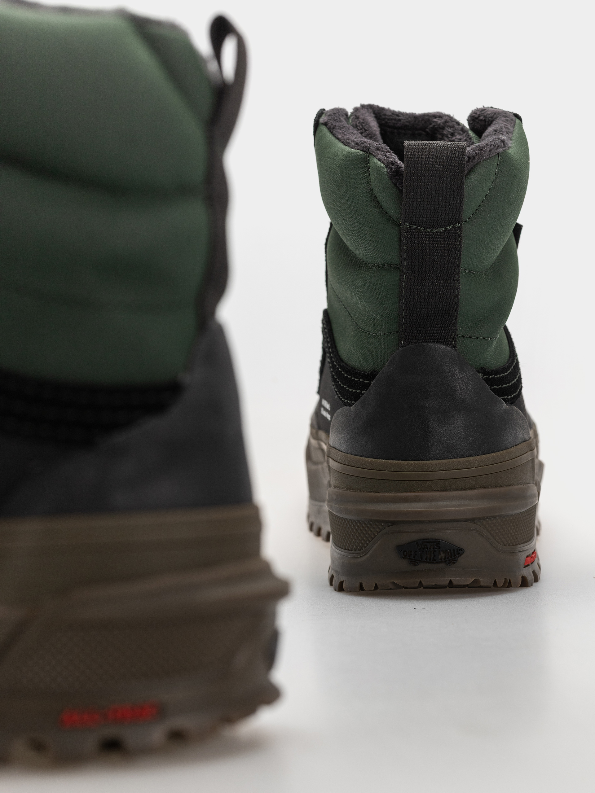 Boty Vans Standard Mid 2.0 Mte (oil green)