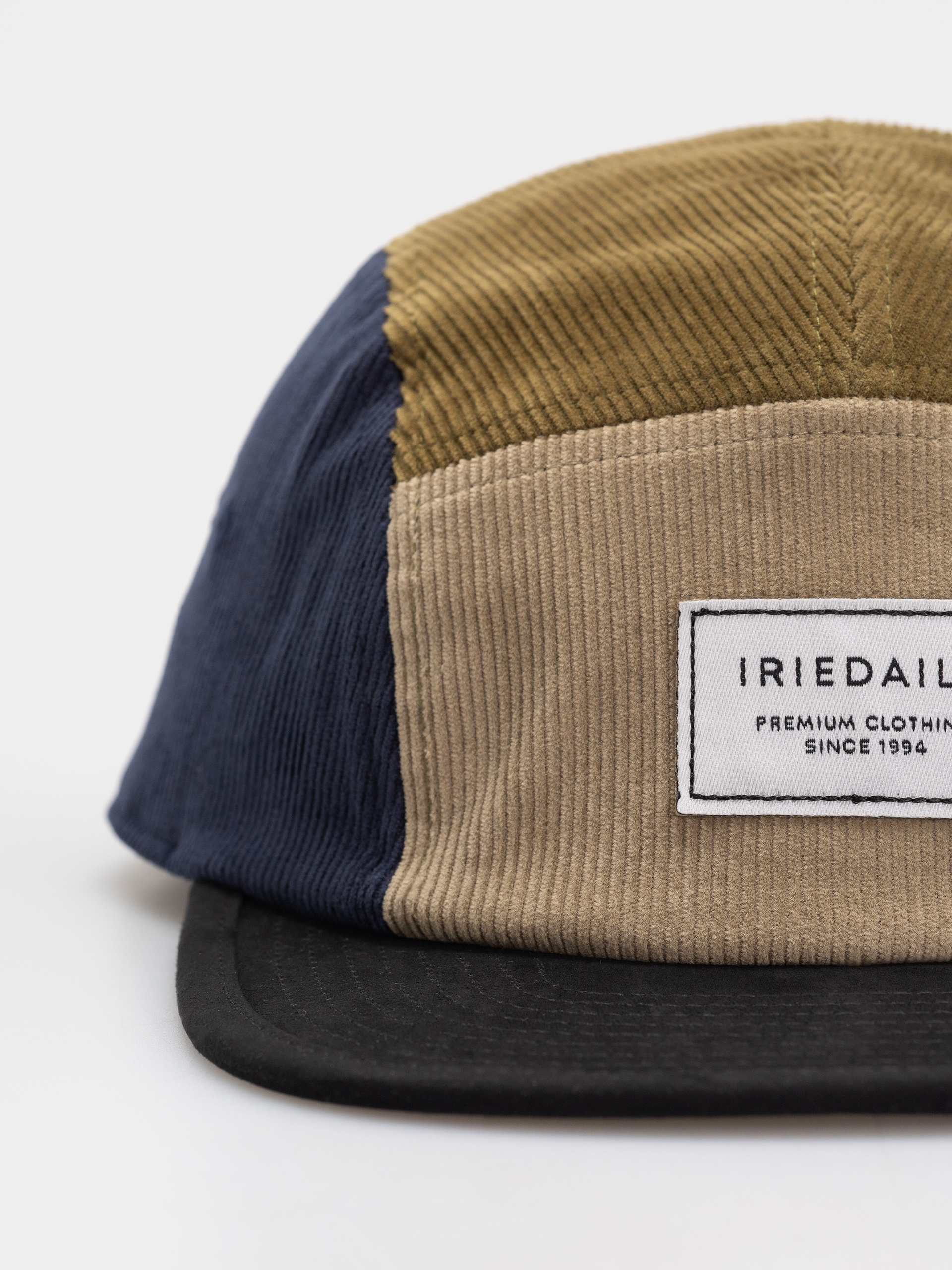 Kšiltovka  Iriedaily Corvin 5 Panel (olive navy)