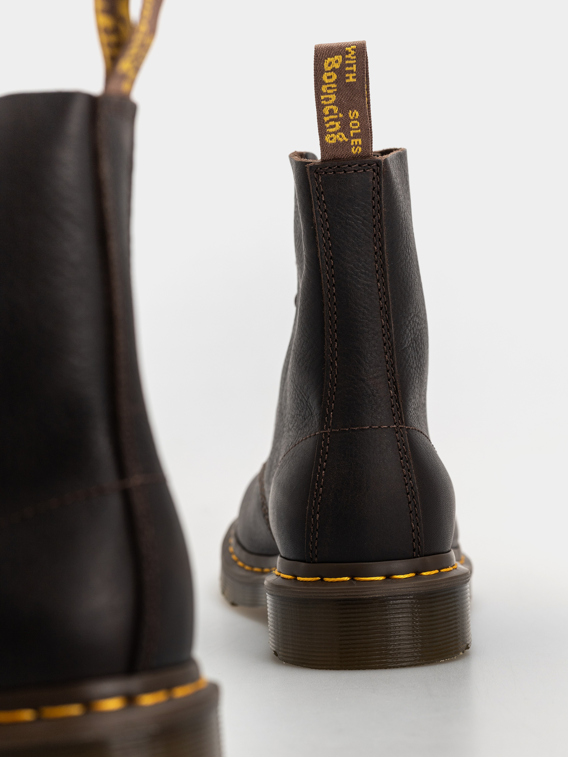 Boty Dr. Martens 1460 Pascal (dark brown)
