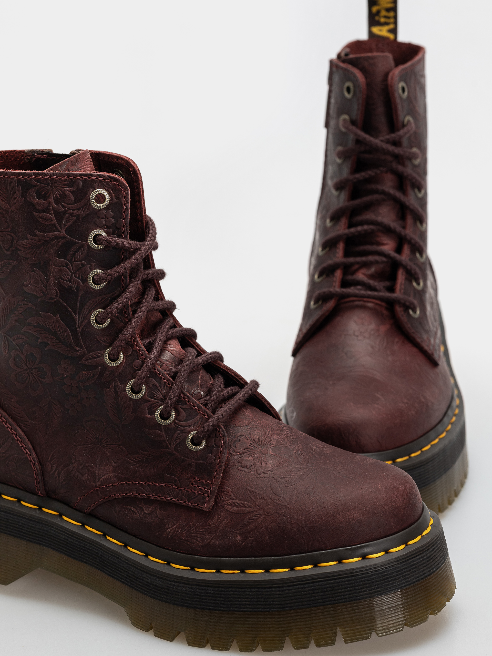 Boty Dr. Martens Jadon Emboss Floral Wmn (cherry red)