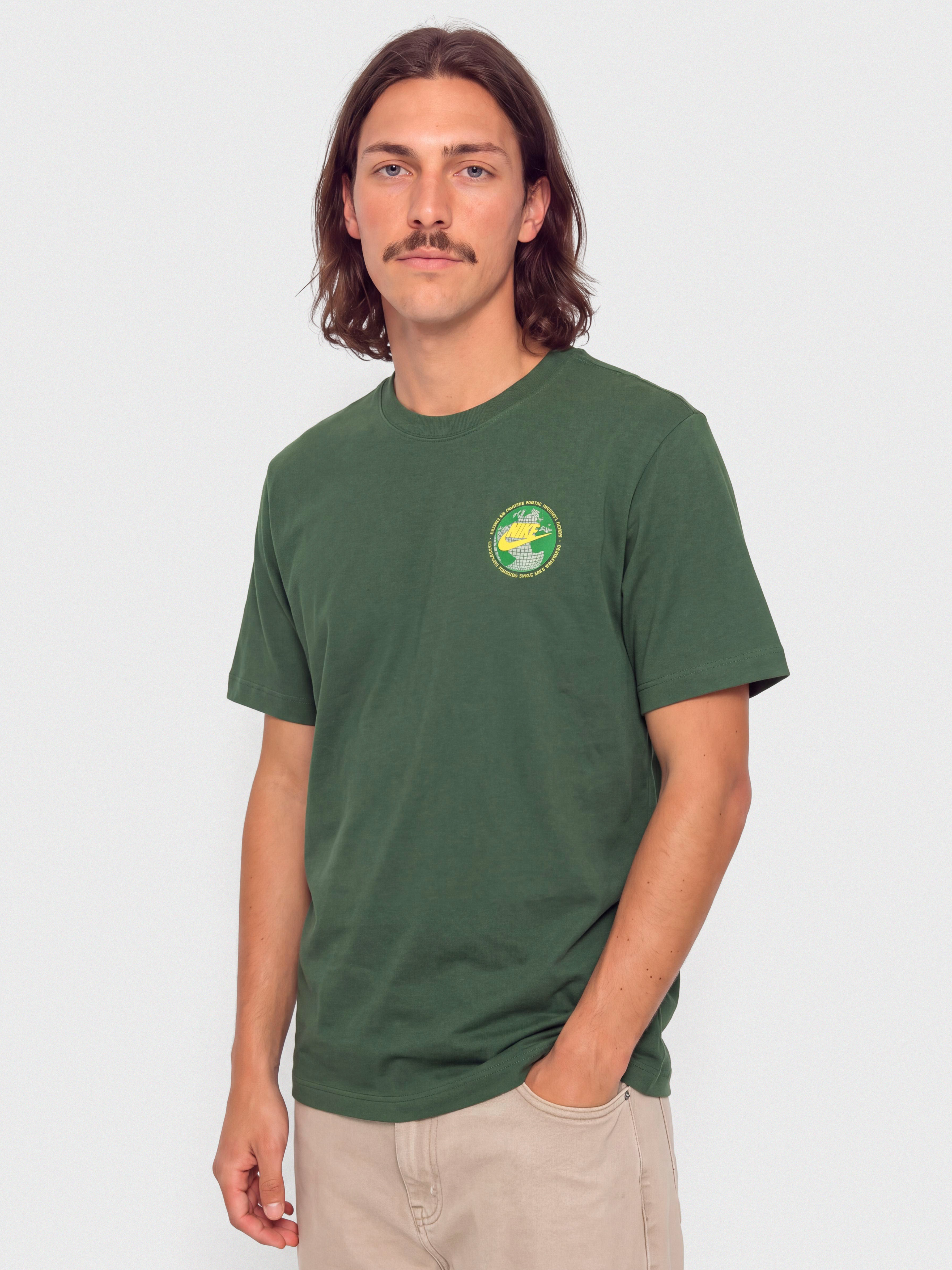 Tričko Nike SB World (fir)