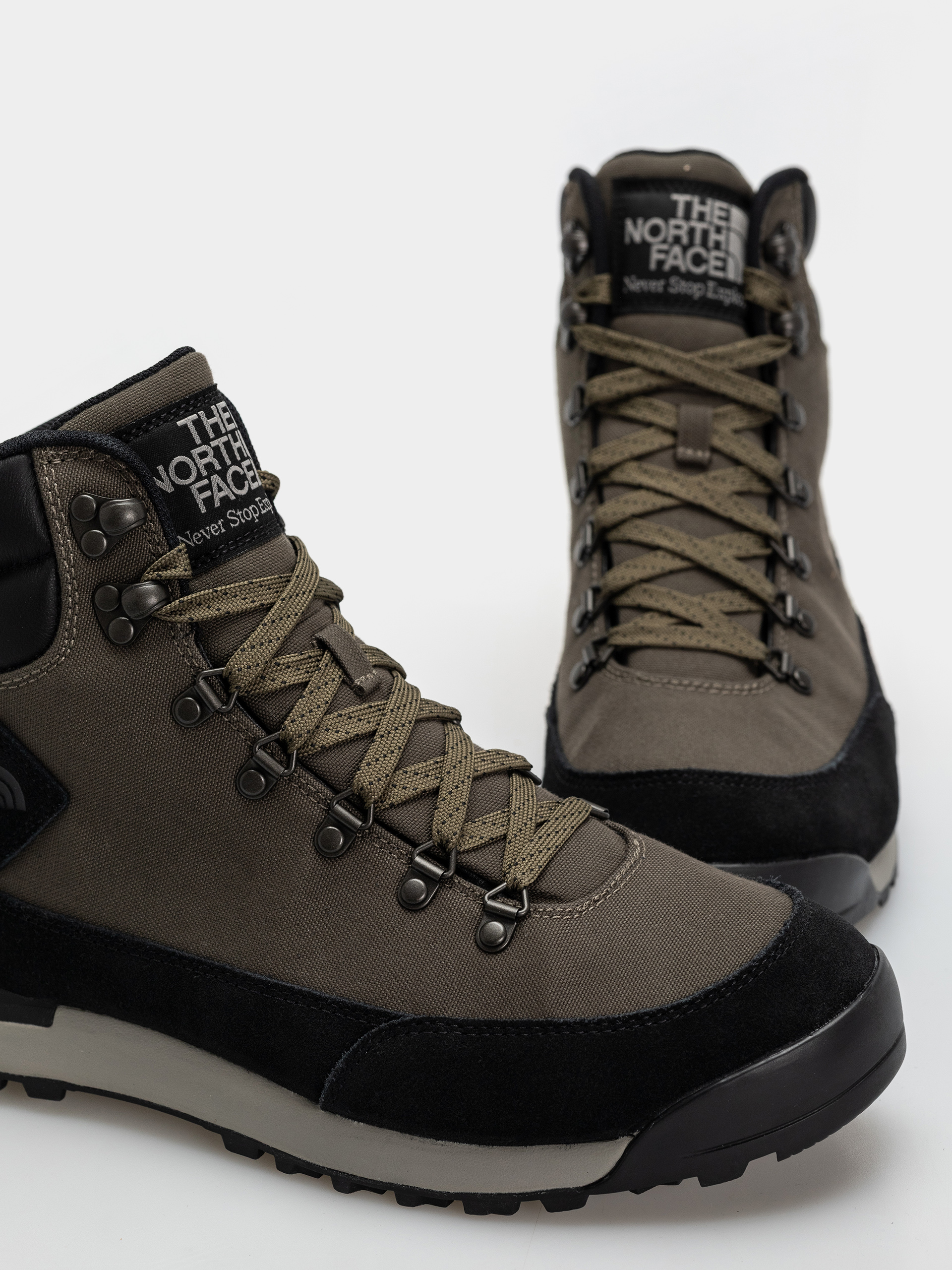 Boty The North Face Back To Berkeley Iv Textile Wp (new taupe green/tnf black)