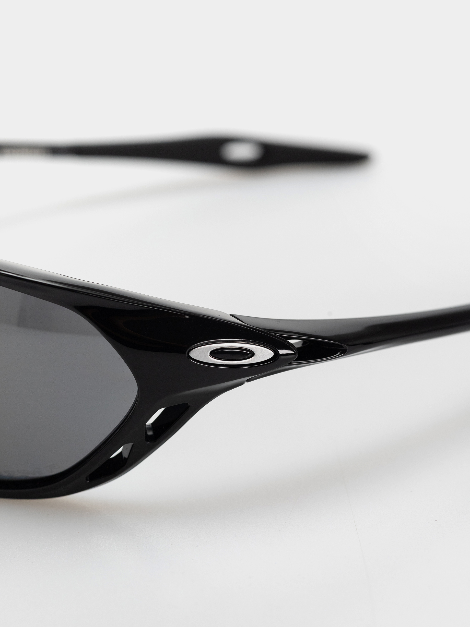 Sluneční brýle Oakley Cage Jacket (polished black/prizm black polarized)