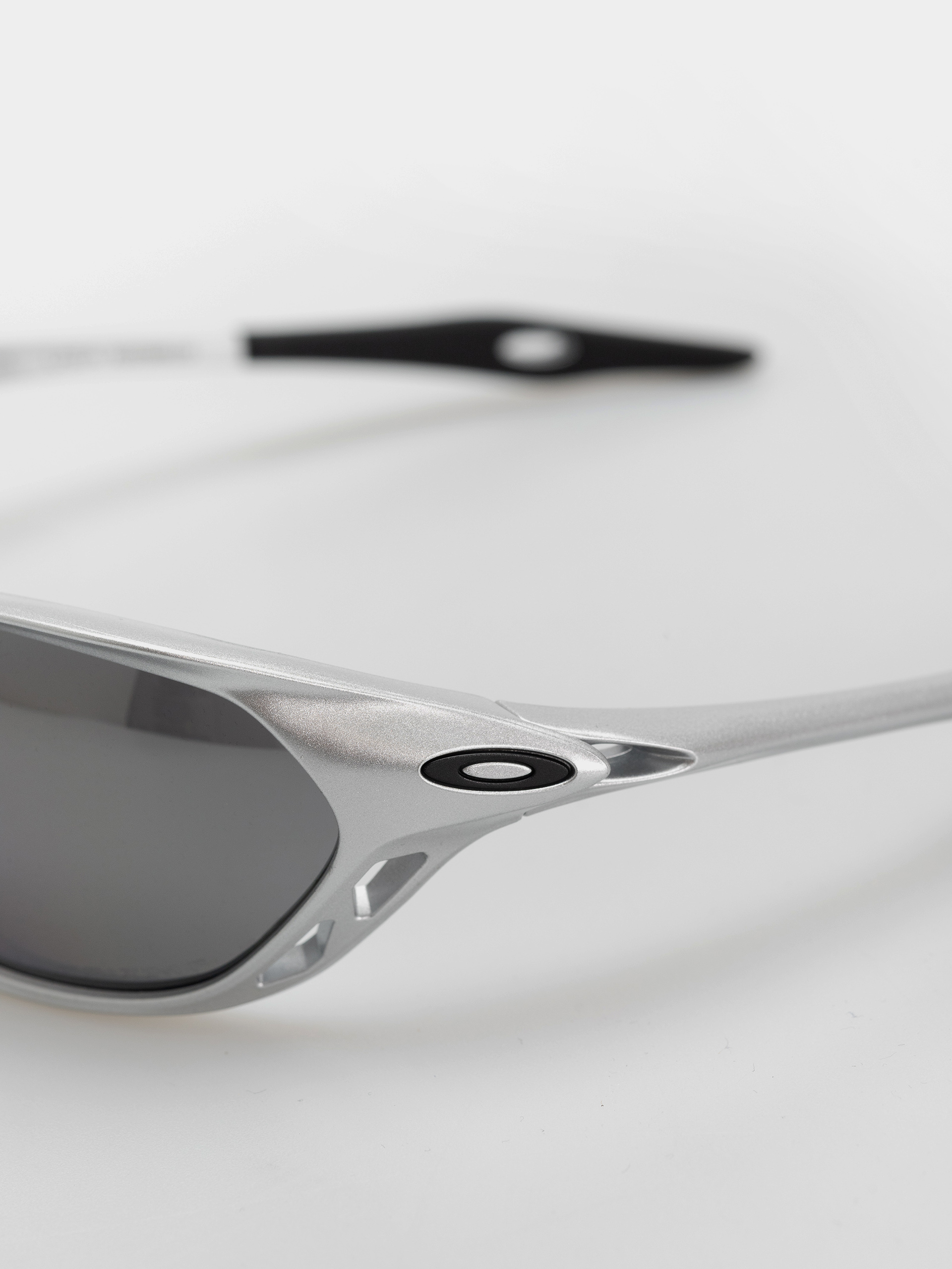 Sluneční brýle Oakley Cage Jacket (x-silver/prizm black polarized)