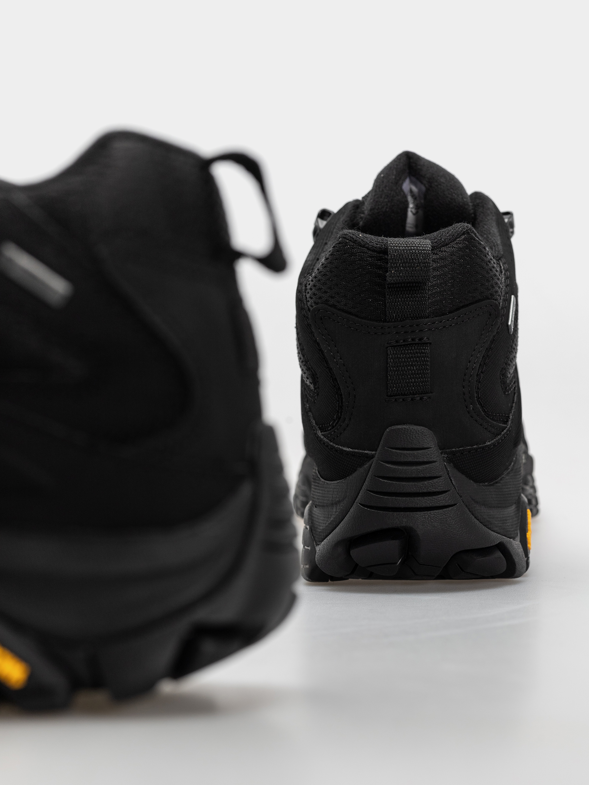 Boty Merrell Moab 3 Syn Mid (triple black)