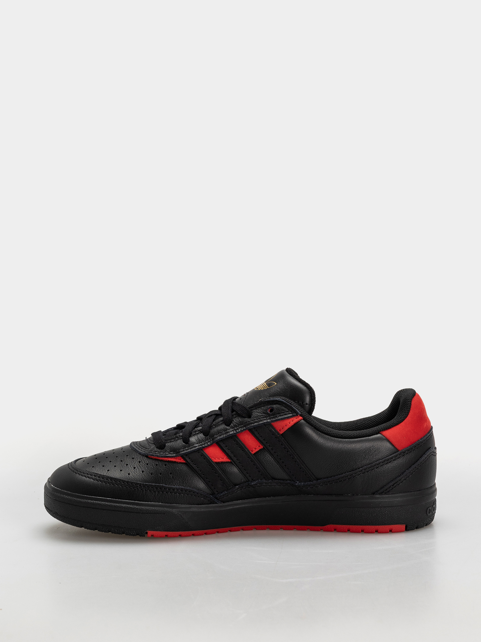 Boty adidas Tyshawn II (cblack/cblack/betsca)