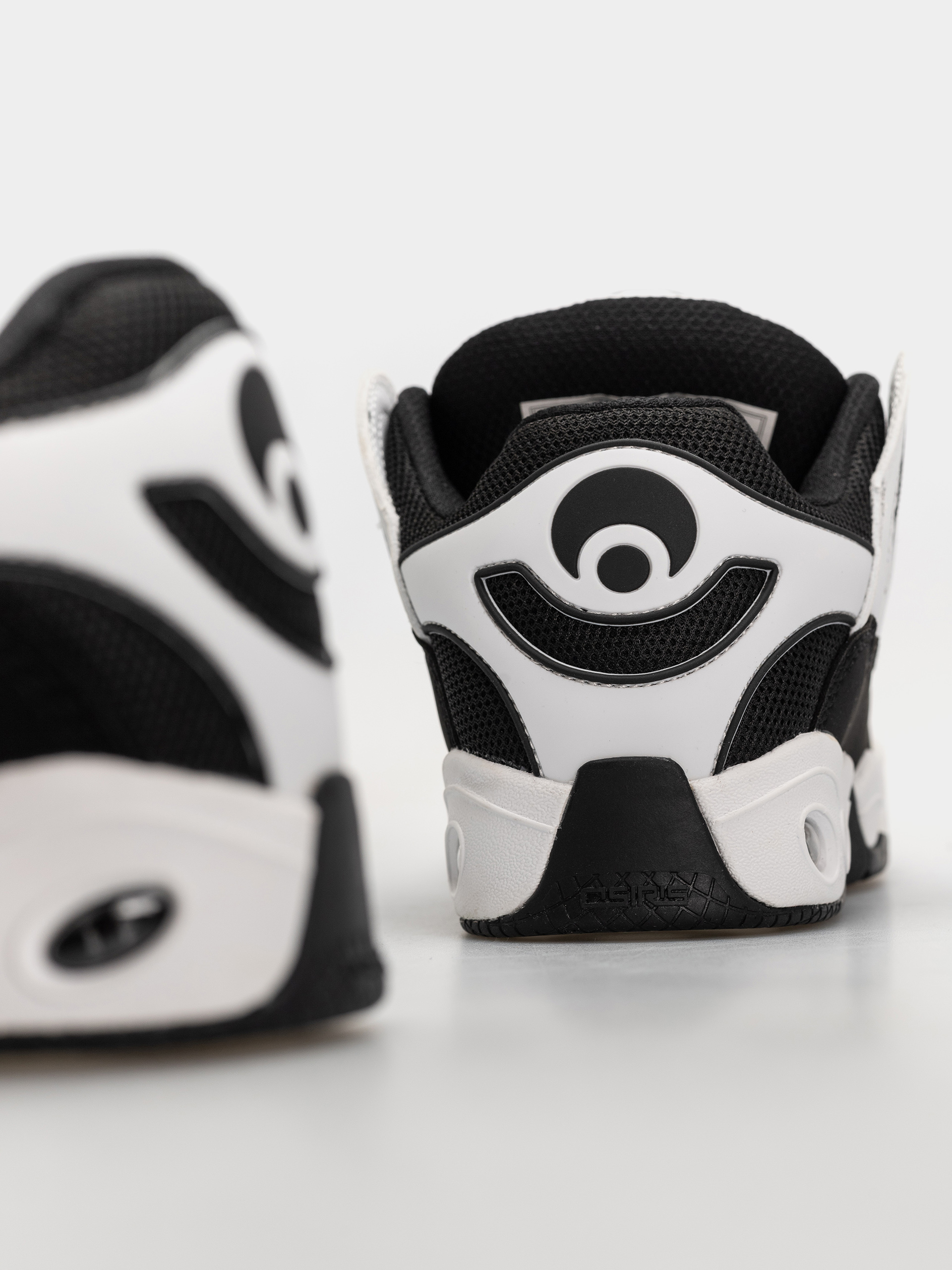 Boty Osiris D3 OG (black/white/zigzag)