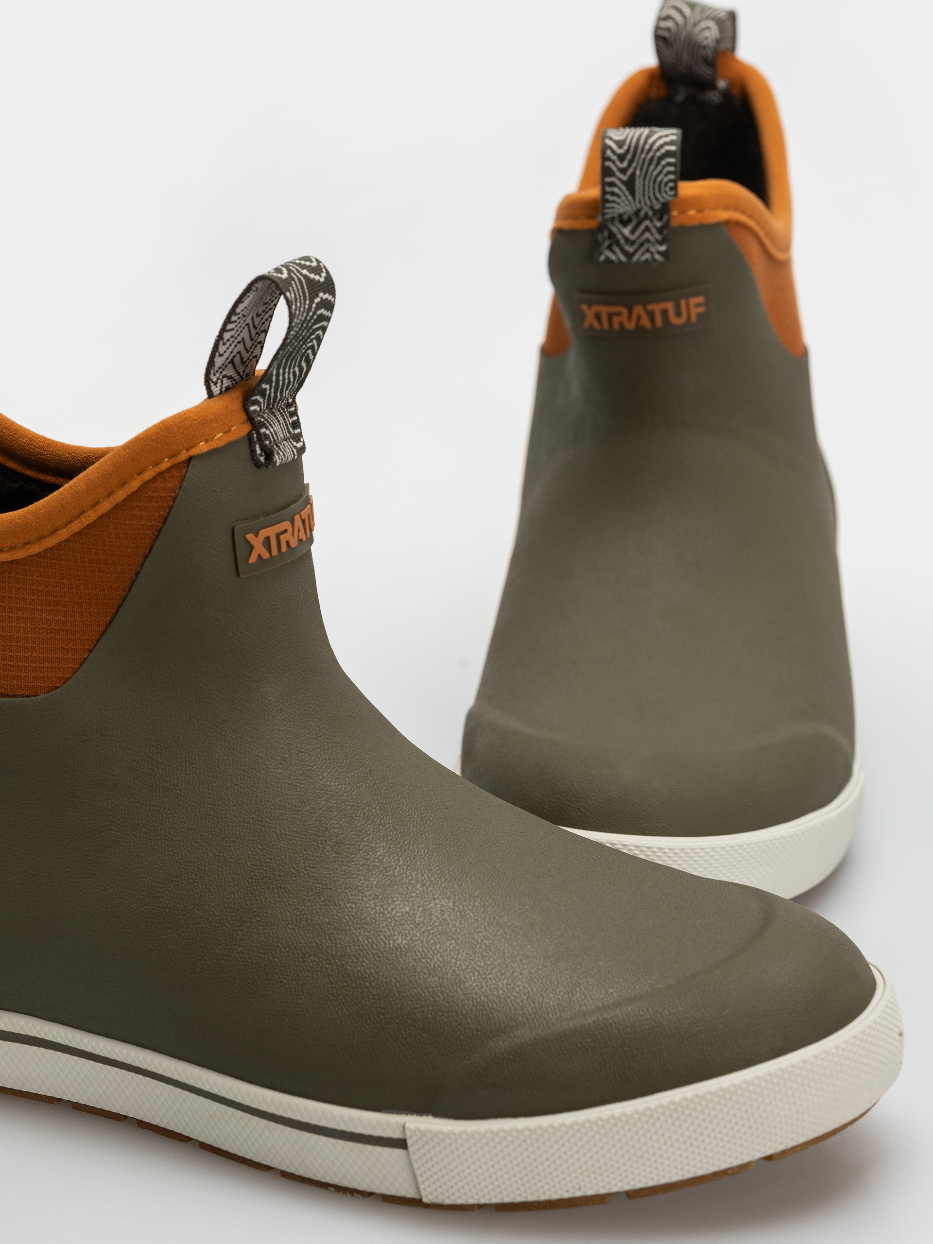 Boty Xtratuf Camp Collection Ankle Deck Boot (dark olive spice)