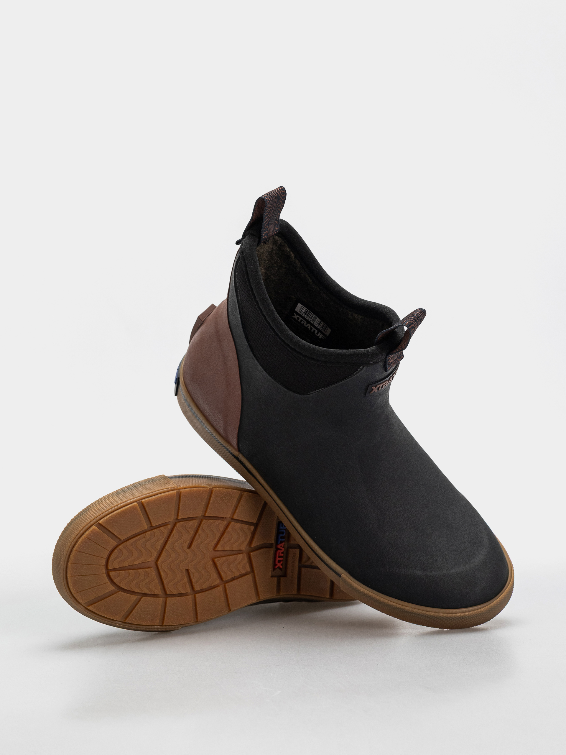 Boty Xtratuf Camp Collection Ankle Deck Boot (black)