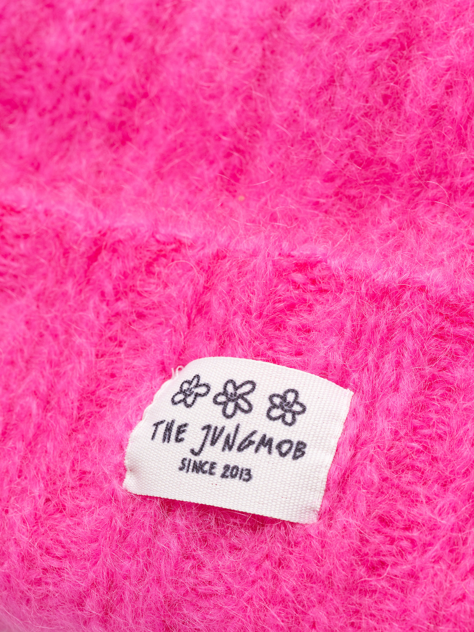 Čepice Jungmob Moher Fluffy (electric pink)