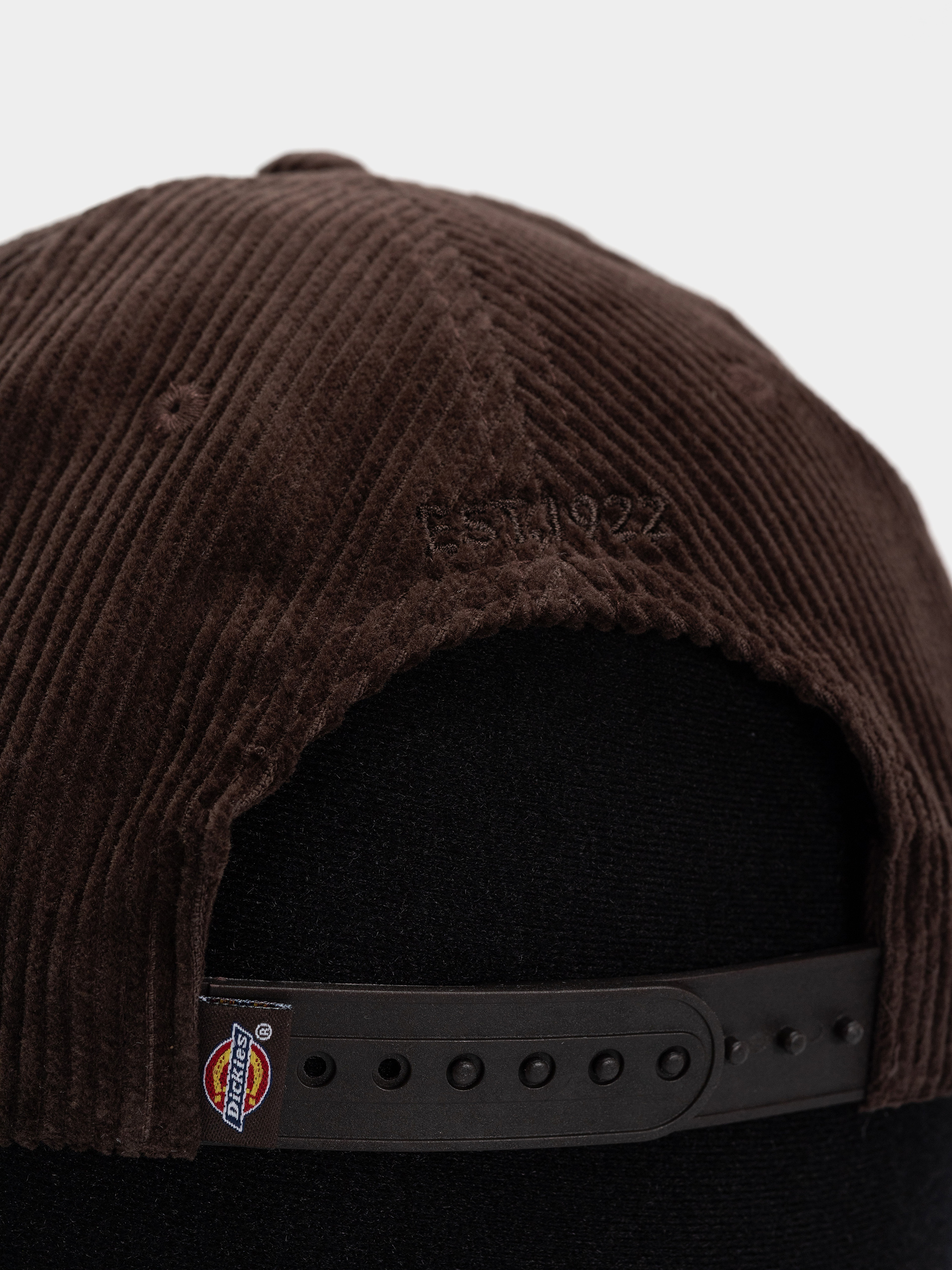 Kšiltovka  Dickies Hardwick Corduroy (chocolate brown)