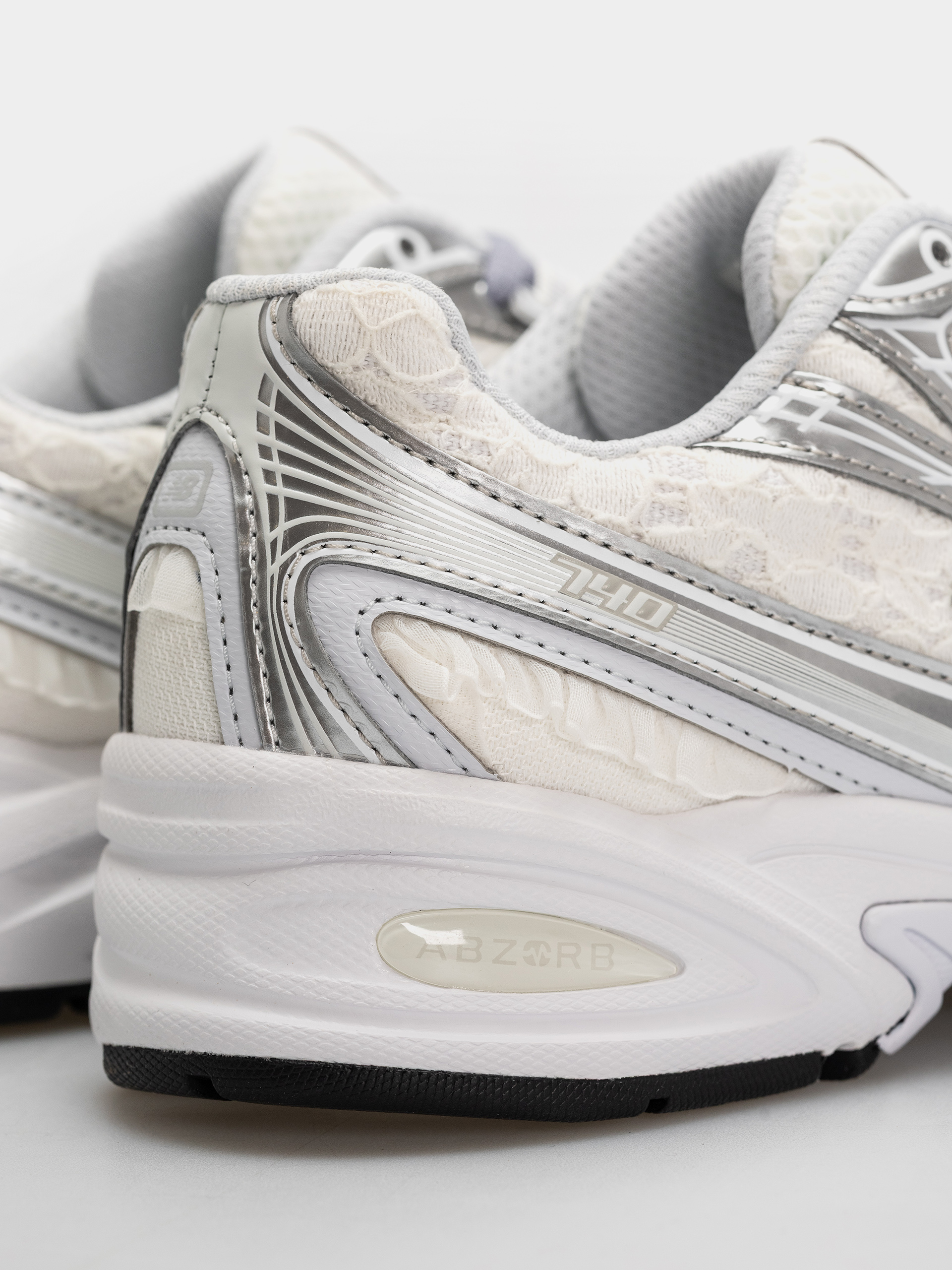 Boty New Balance 740 (linen/silver metallic)