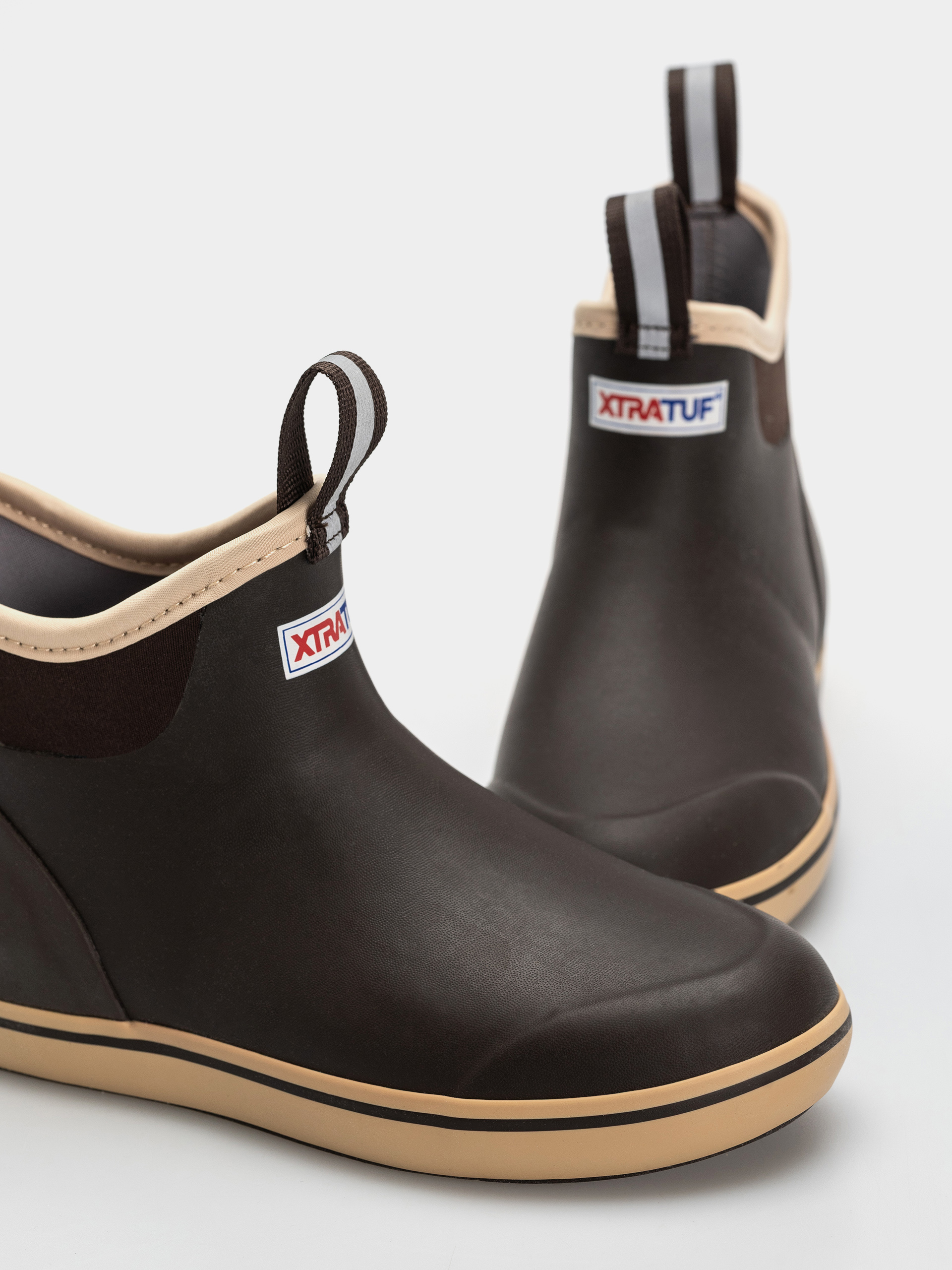 Boty Xtratuf Ankle Deck Boot Wmn (brown)