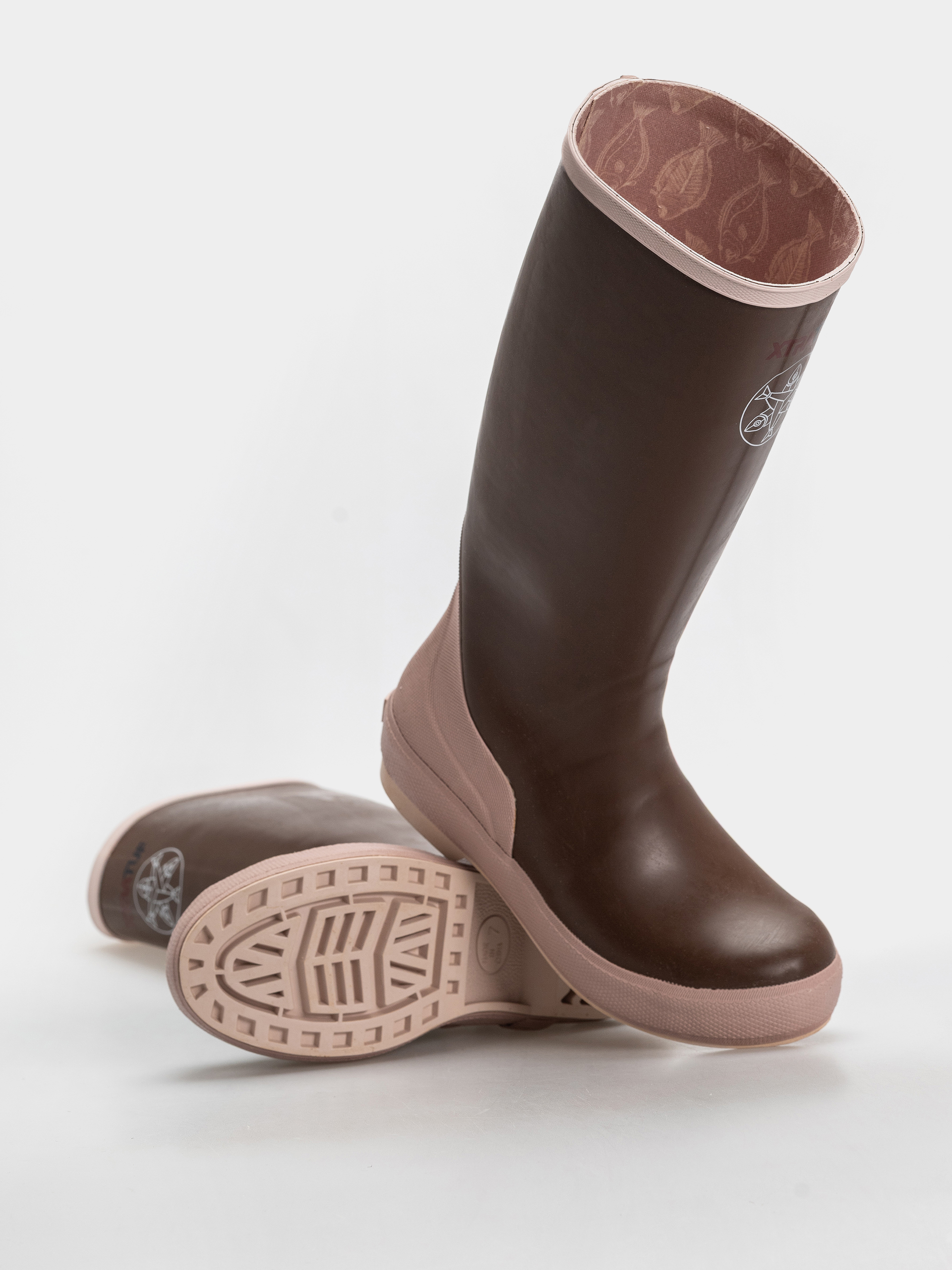 Boty Xtratuf Salmon Sisters 15 Legacy Boot Wmn (brown sepia halibut)