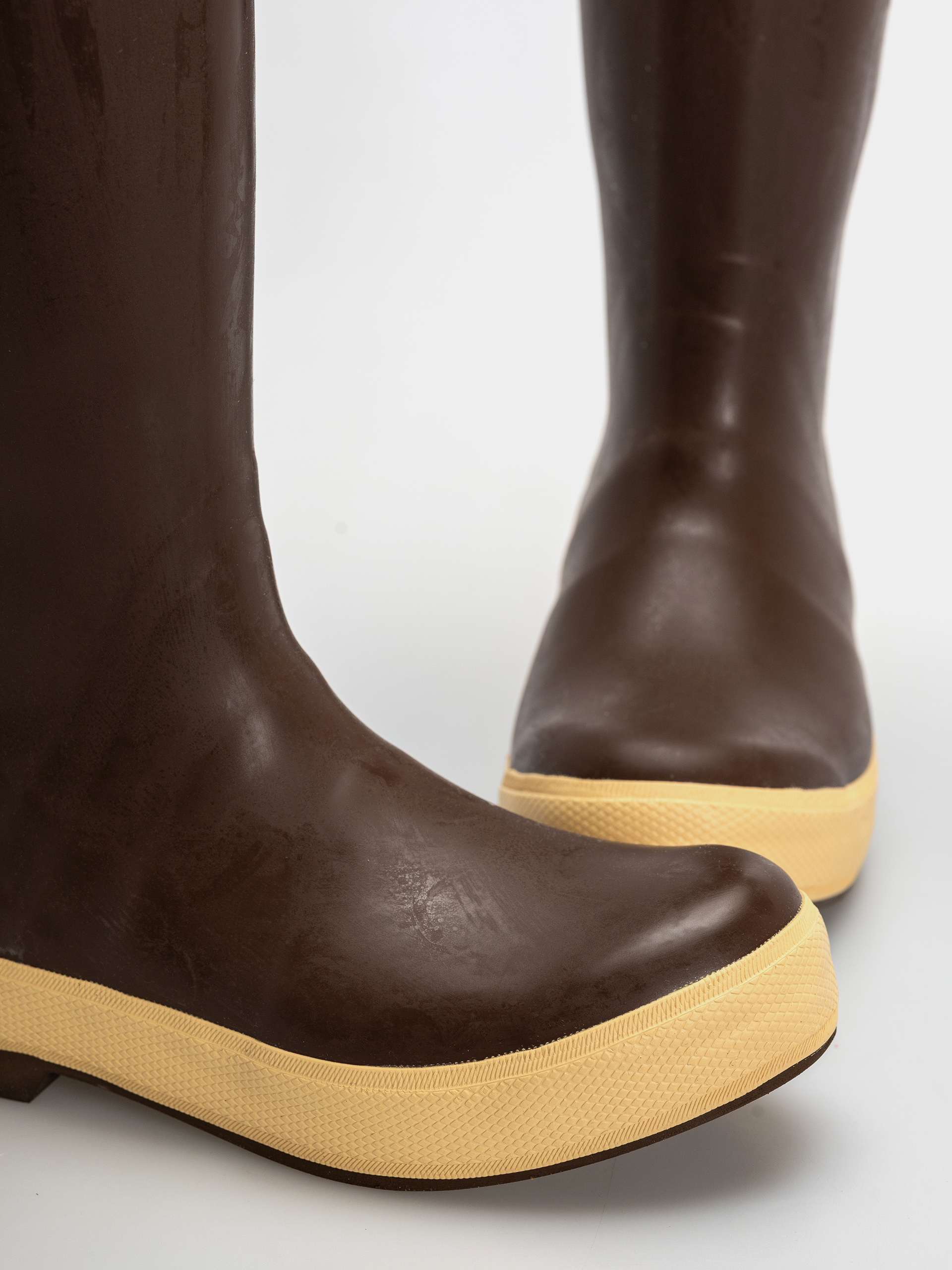 Boty Xtratuf Salmon Sisters 15 Legacy Boot Wmn (chocolate octopus)