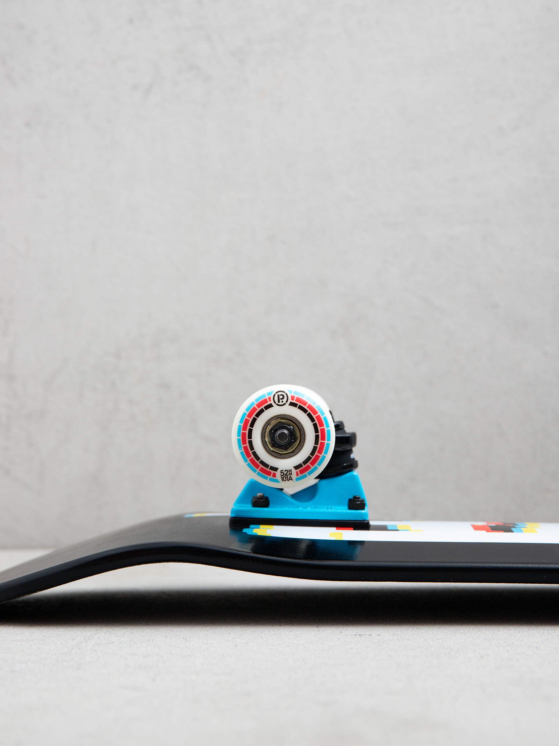 Skateboard Cartel Skateboards Glitch (black)