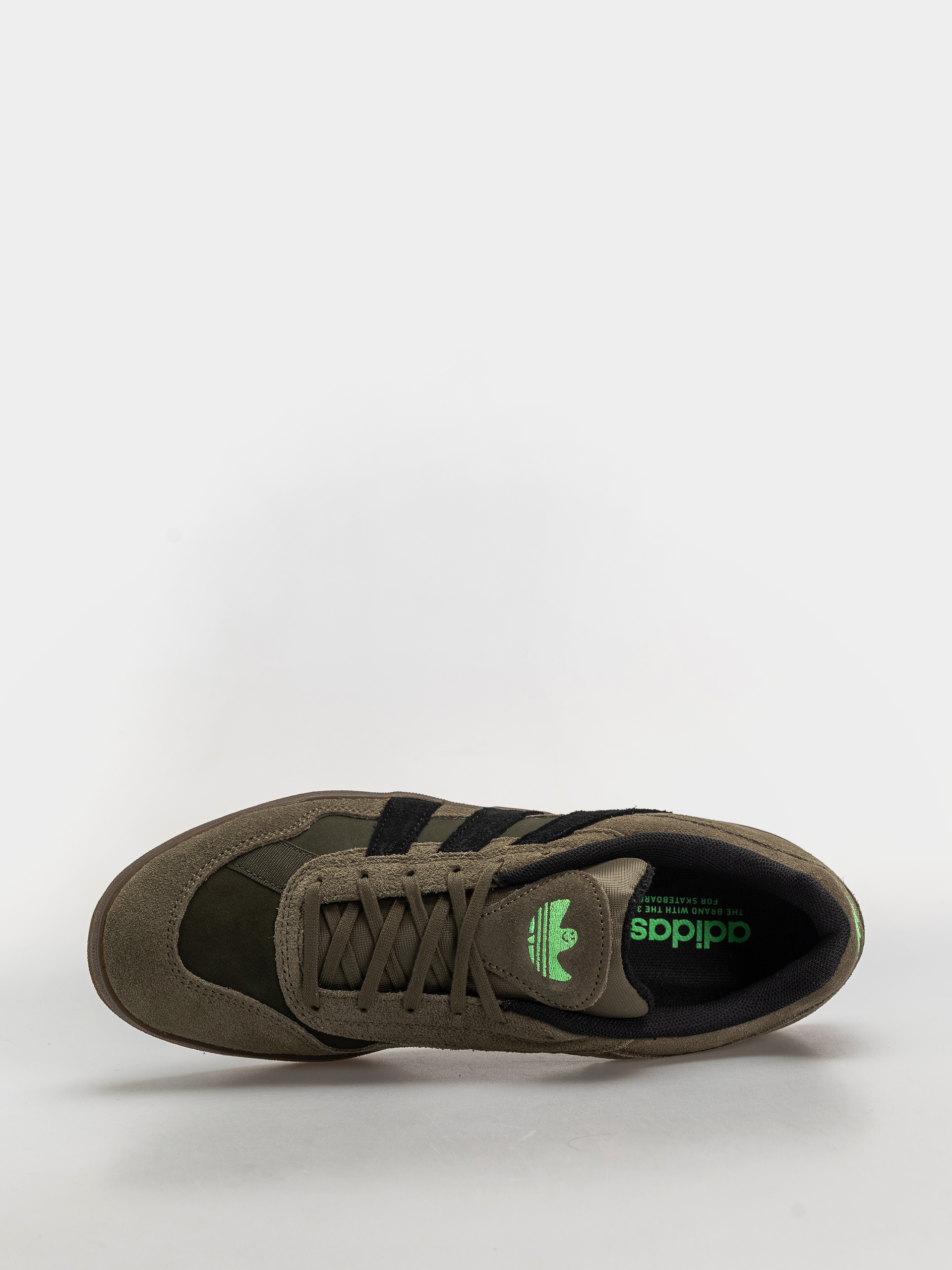 Boty adidas Aloha Super (olistr/cblack/gum5)
