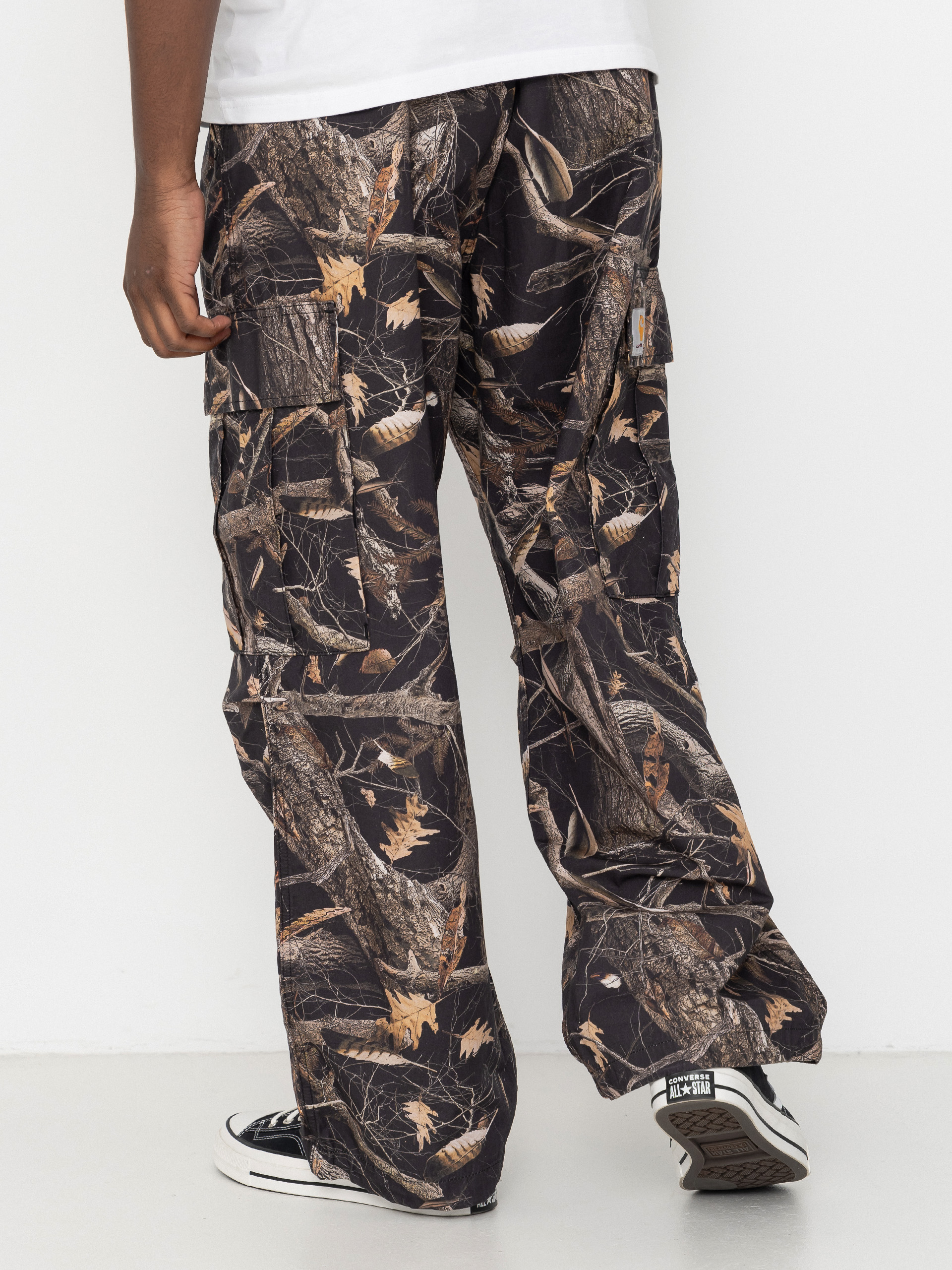 Kalhoty Carhartt WIP Osborn Cargo (camo feather tree black/rinsed)