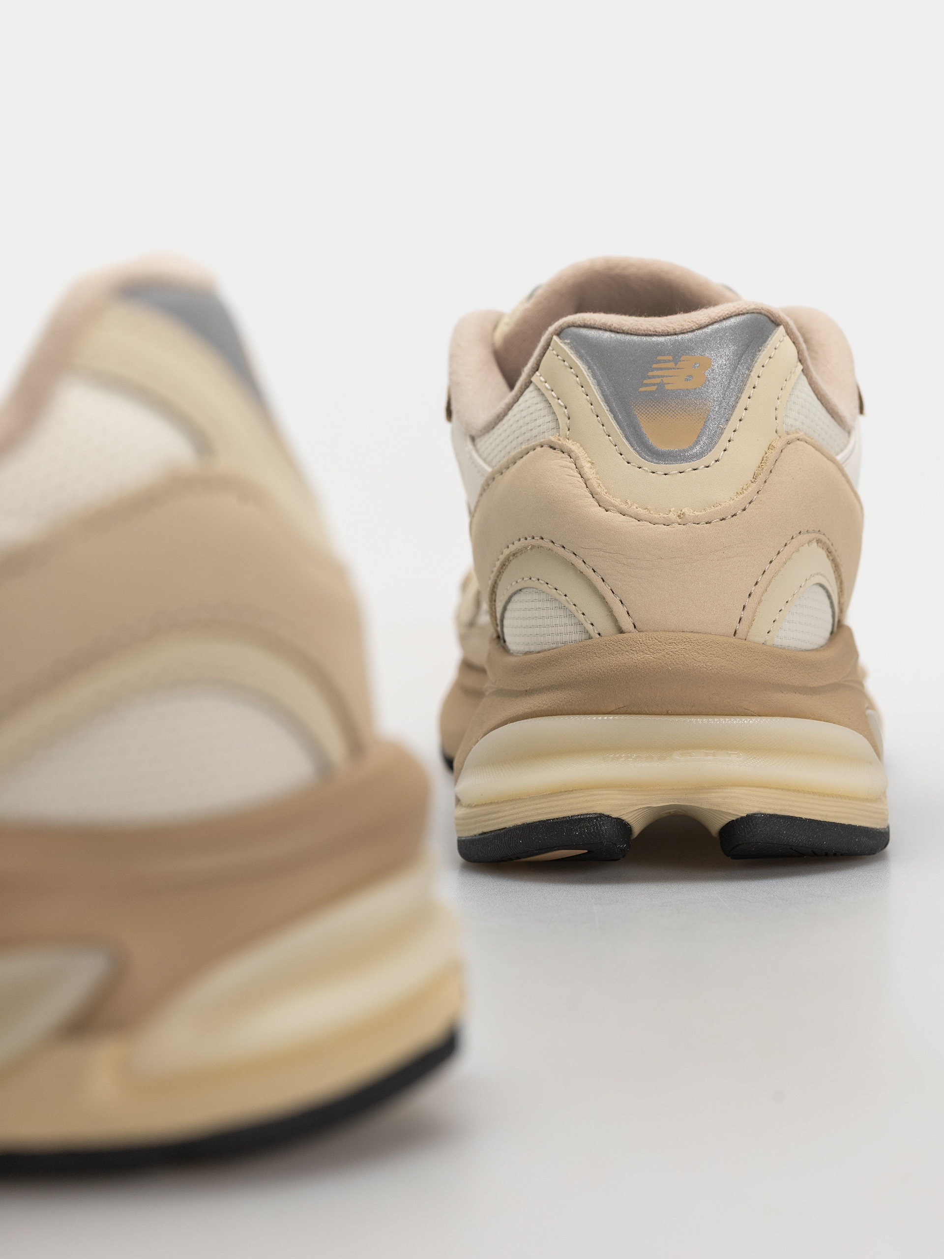 Boty New Balance 2010 (sandstone/bone)