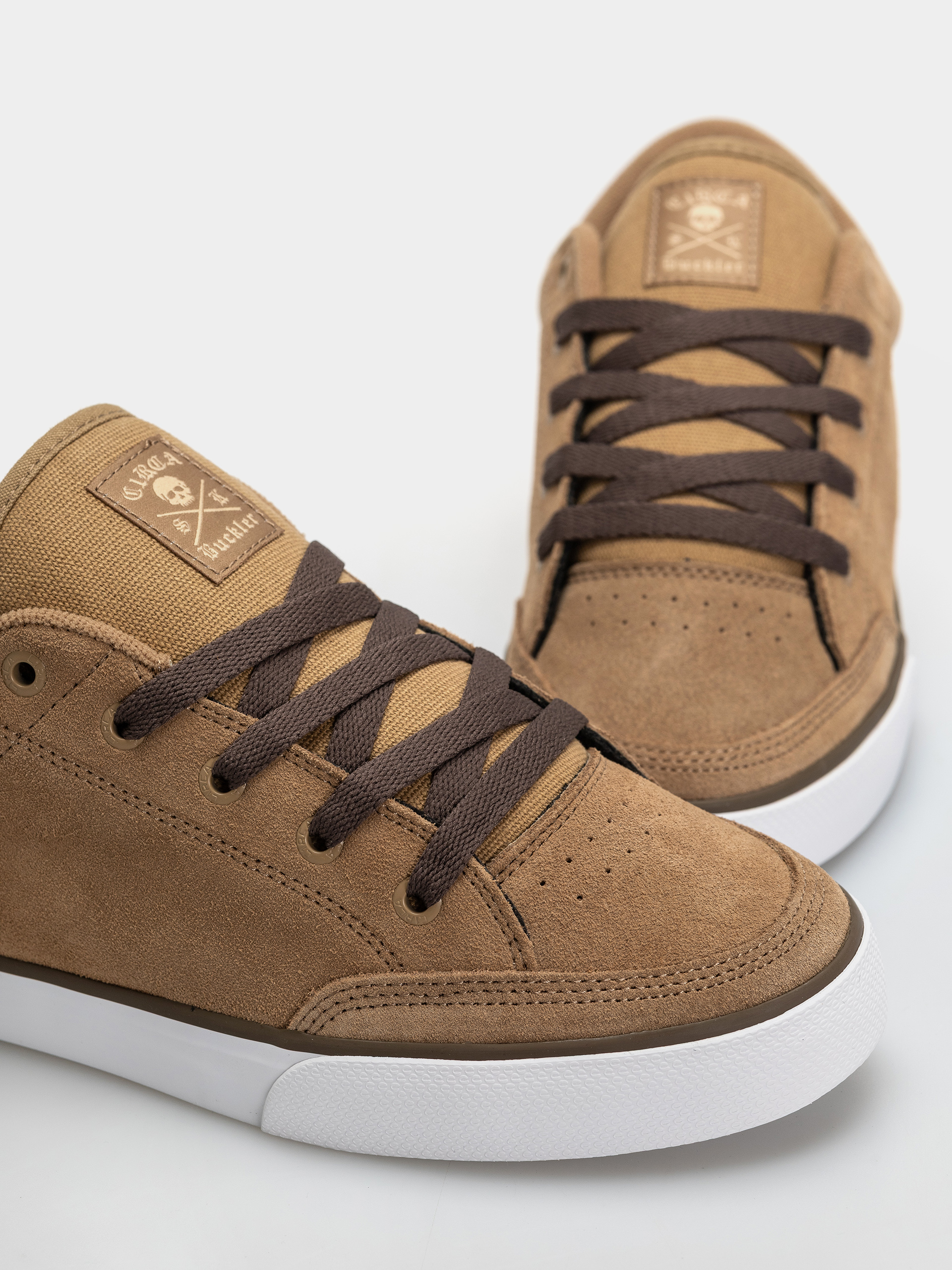 Boty Circa Buckler Sk (tannin sand white)