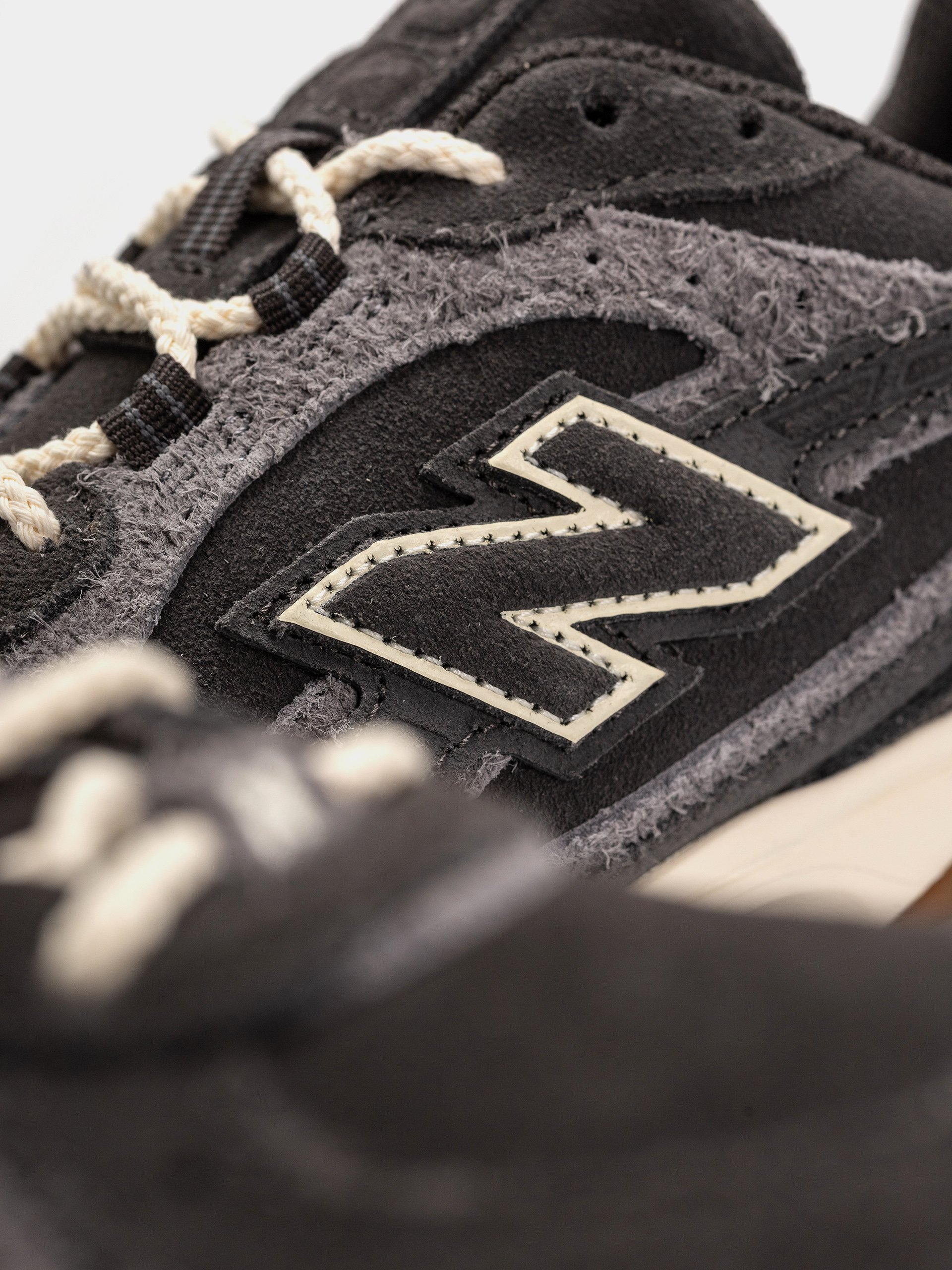 Boty New Balance 204L (black)