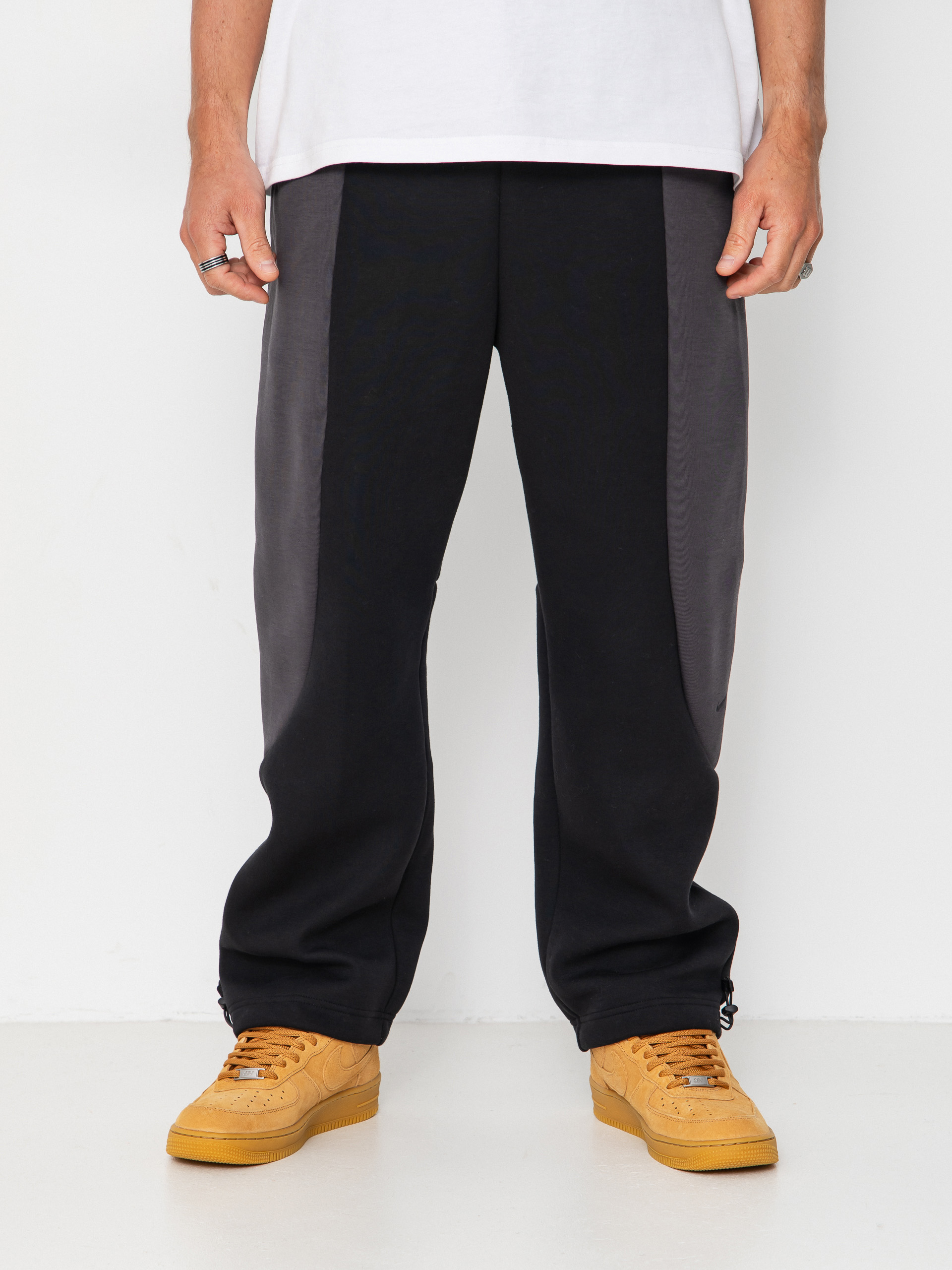 Kalhoty Nike SB Nike Tech (black/anthracite/black)
