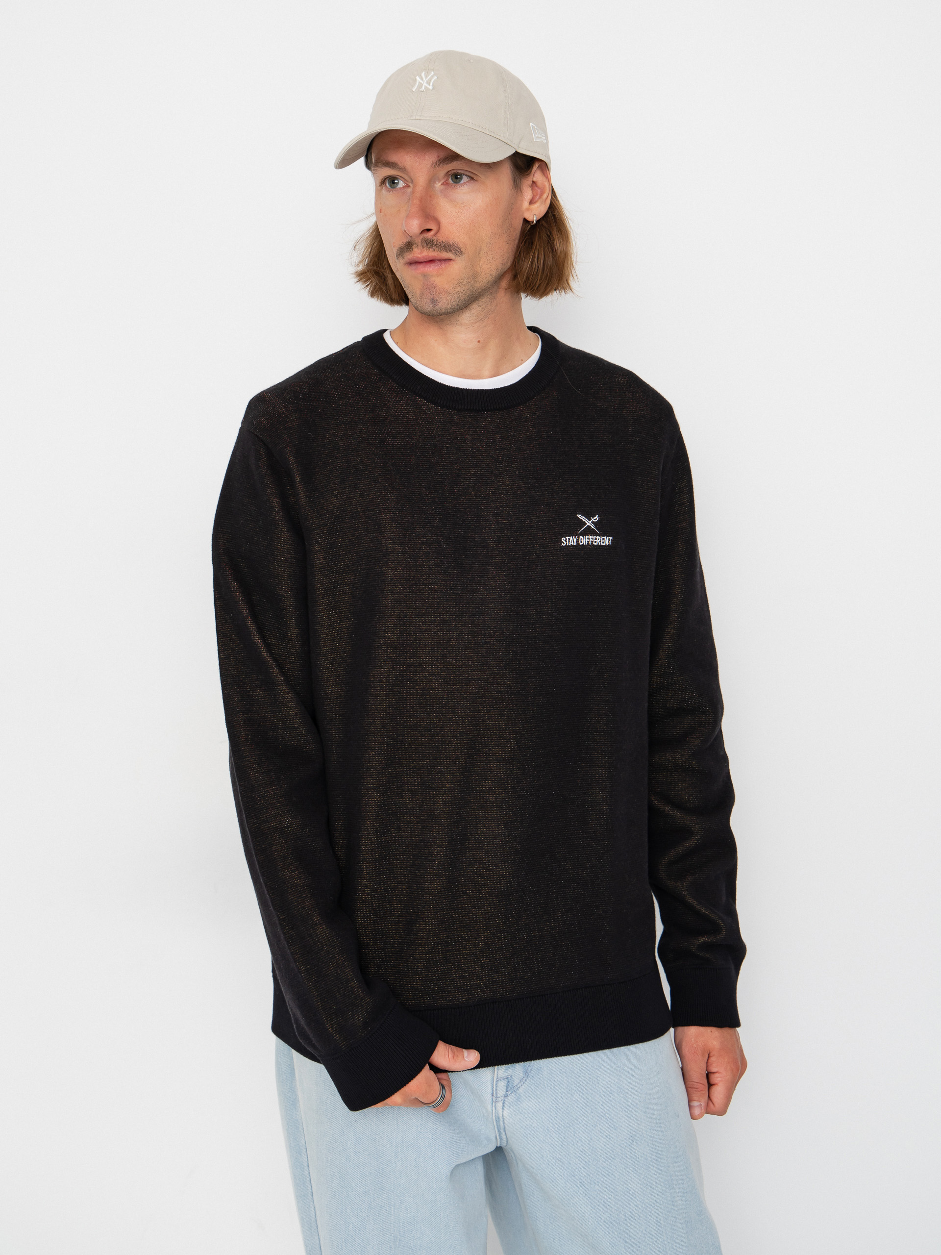 Svetr Iriedaily Stay Different (black)