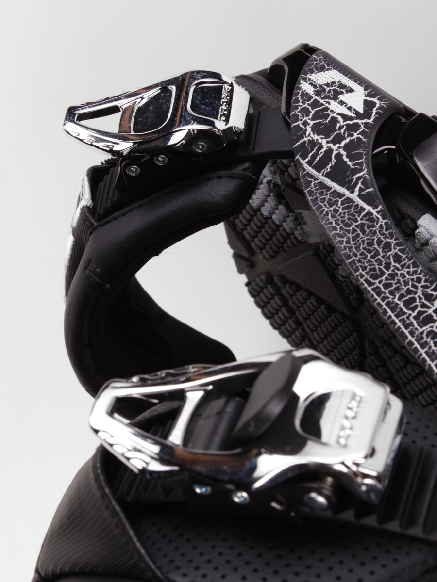 Pánské Snowboardové vázání Drake  Radar (black)