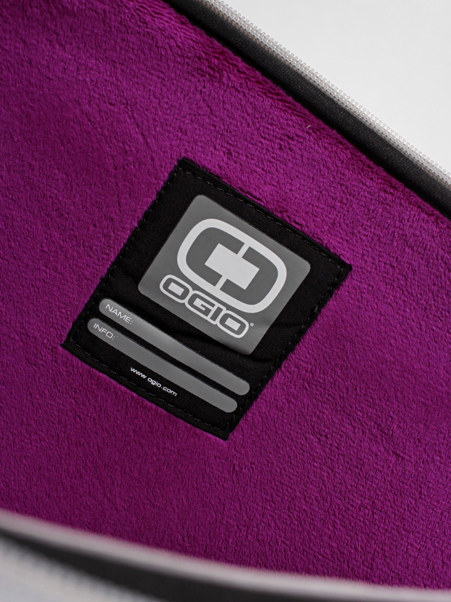 Obal Ogio Neoprene 15 (twigsnberries)
