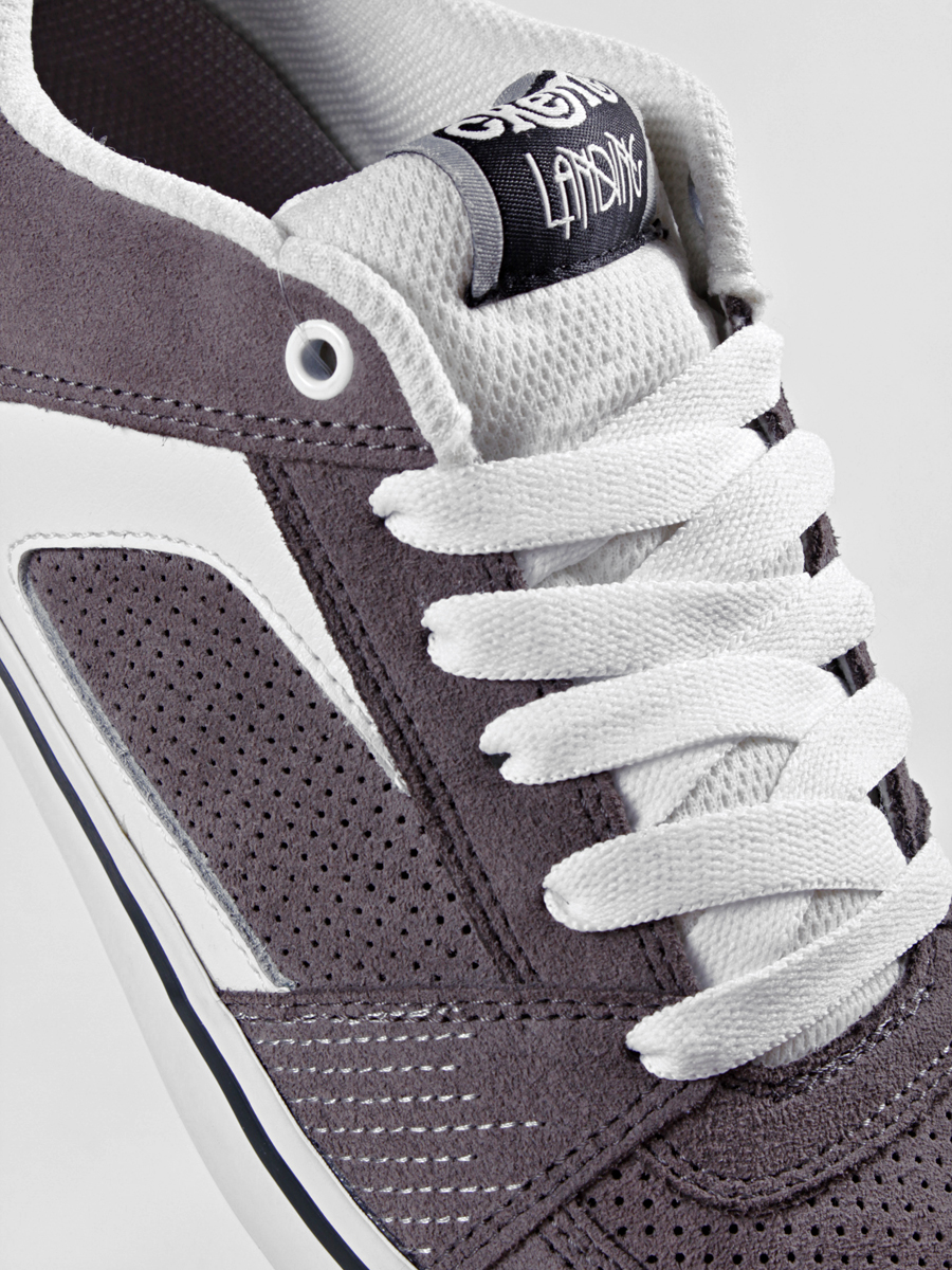 Boty Creme  Landing (wild dove/white)