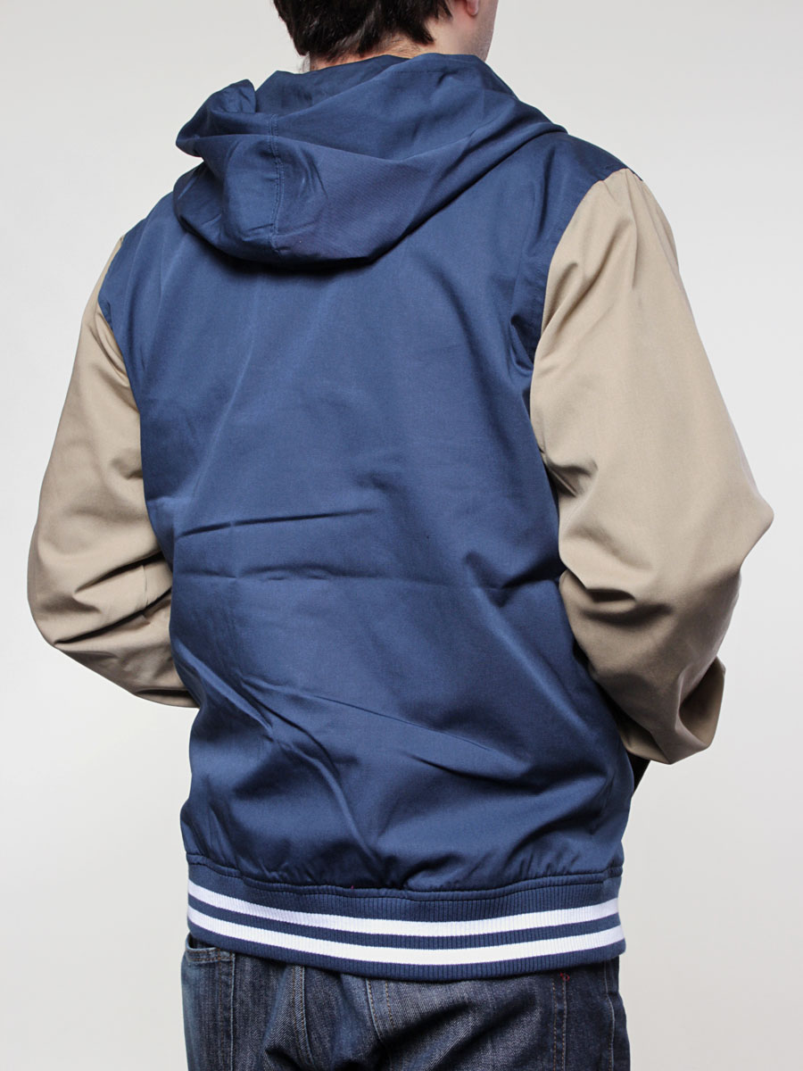 Bunda Carhartt  Robson (federal/horn)