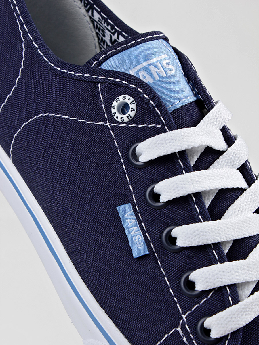 Boty Vans  Ferris Lo Pro Wmn (navy/white)