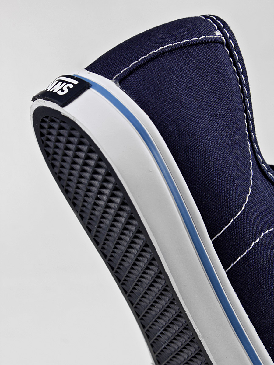 Boty Vans  Ferris Lo Pro Wmn (navy/white)