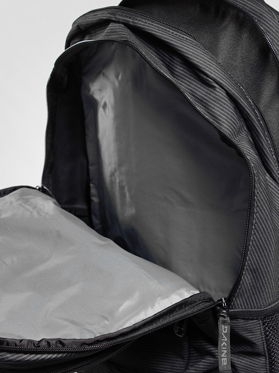 Batoh Dakine Element (black stripe 26l)