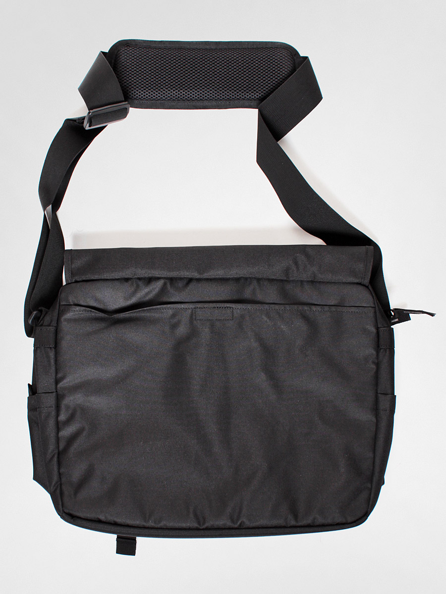 Taška Burton Synth Messenger (true black)