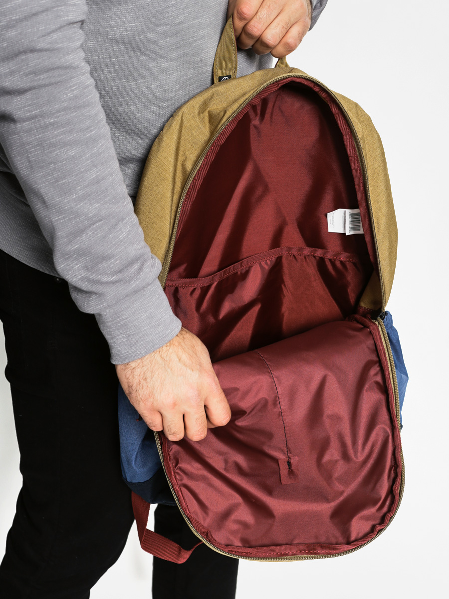 Batoh Volcom Substrate (dka)