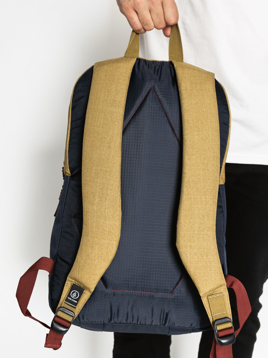 Batoh Volcom Academy (dka)