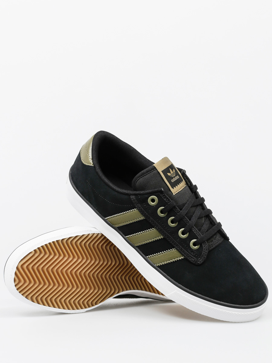 Boty adidas Kiel (cblack/olicar/ftwwht)