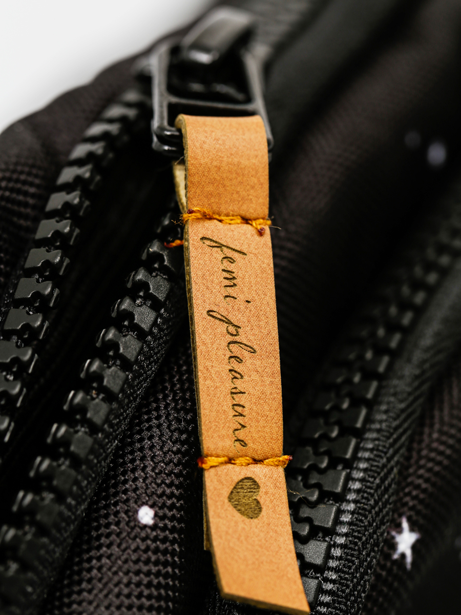 Femi Pleasure Ledvinka Kivito Wmn (csm)