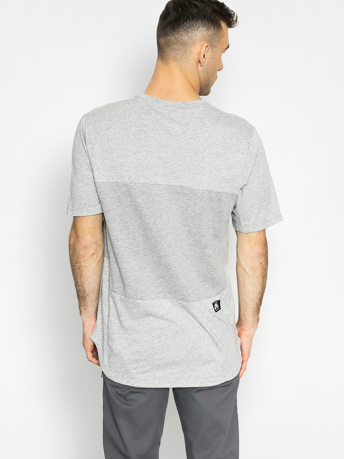 Tričko Nike SB Sb Skyline Dri Fit Cool Gfx (grey heather)