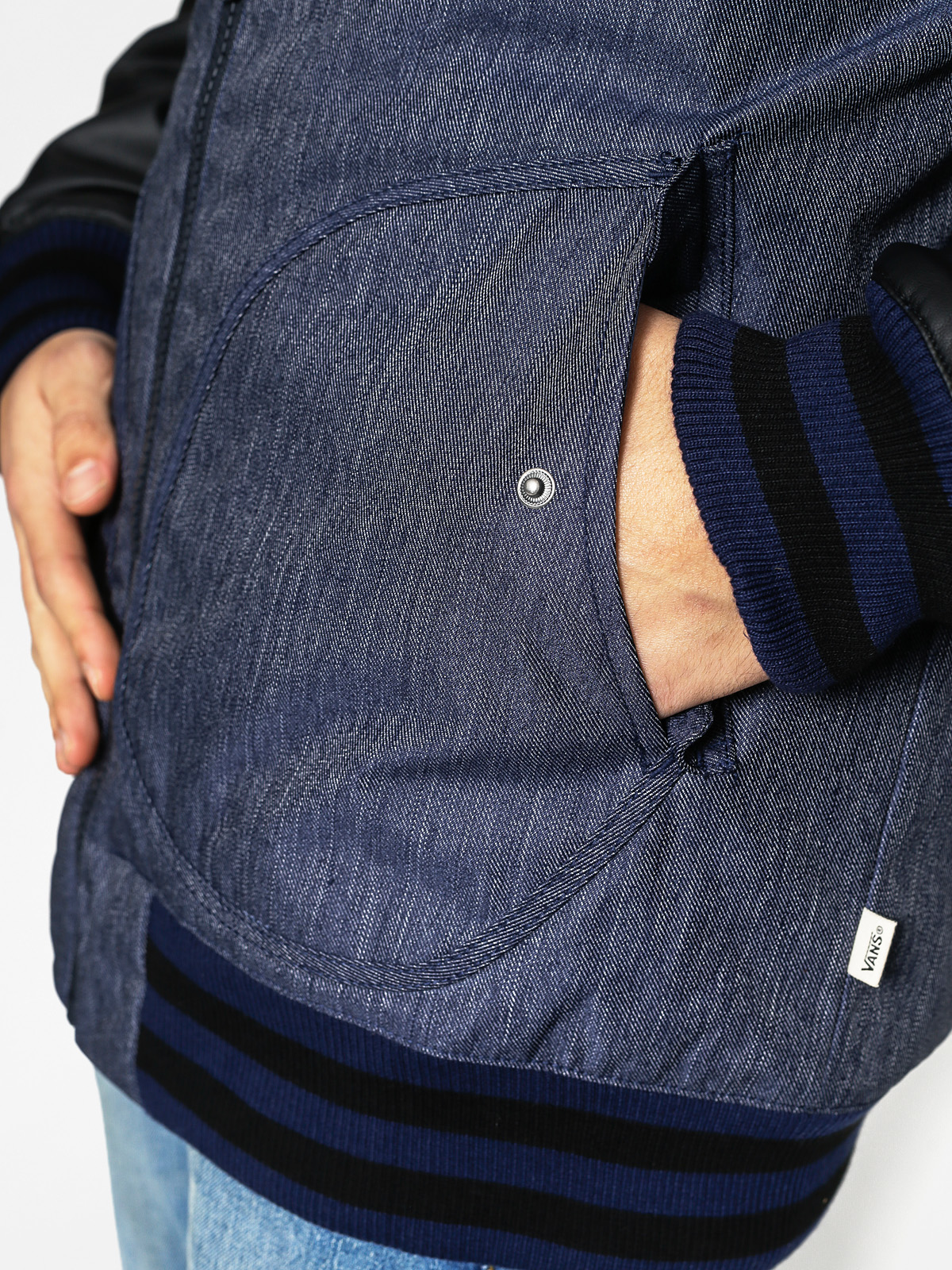 Zimní bunda Vans Rutherford II (dress blues/black)