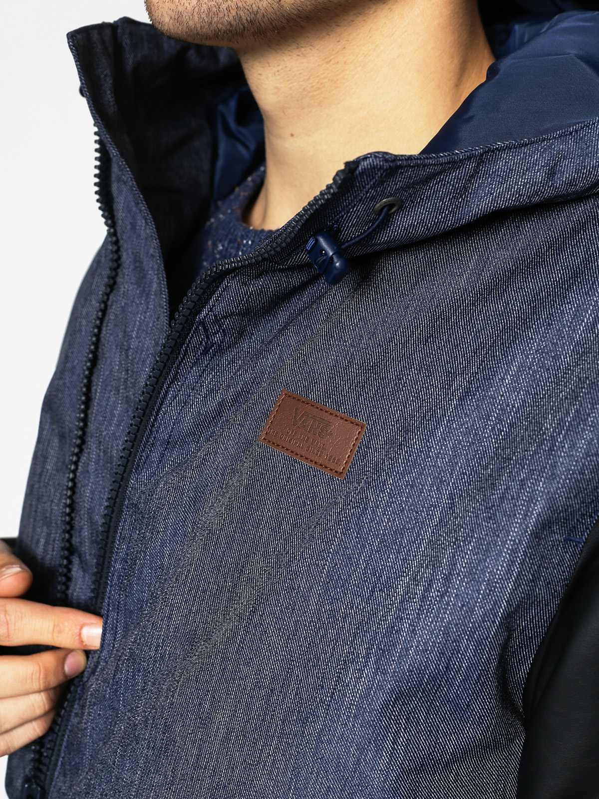 Zimní bunda Vans Rutherford II (dress blues/black)