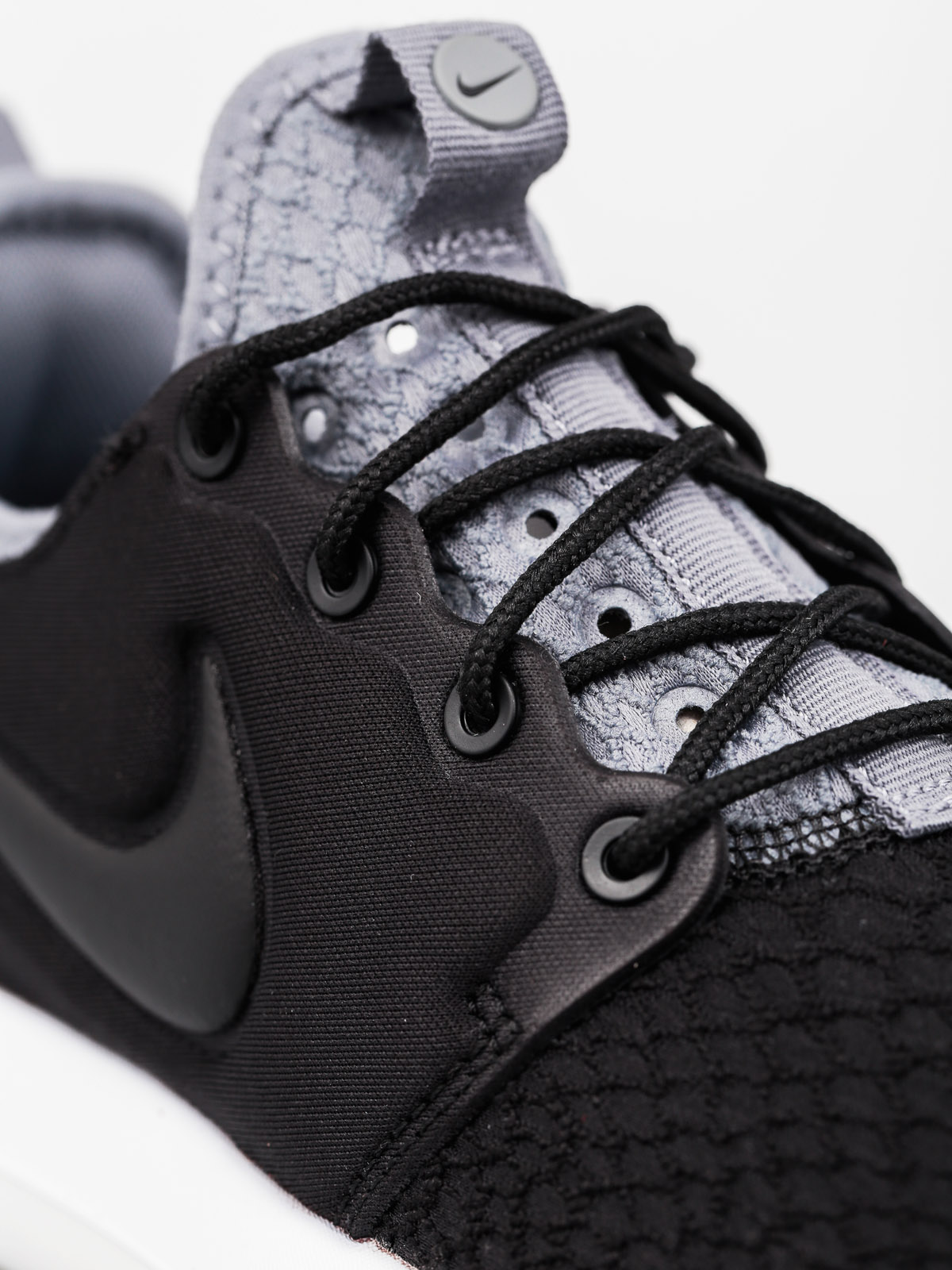 Boty Nike Roshe Two Se Wmn (black/black cool grey white)