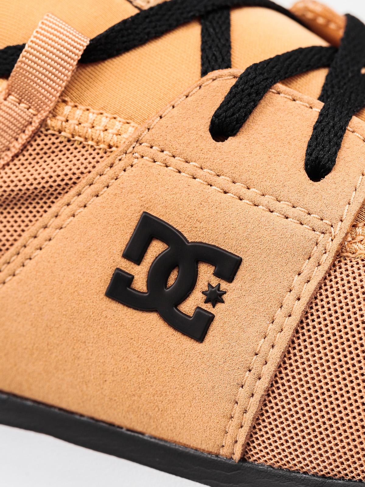 Boty DC Heathrow (camel)