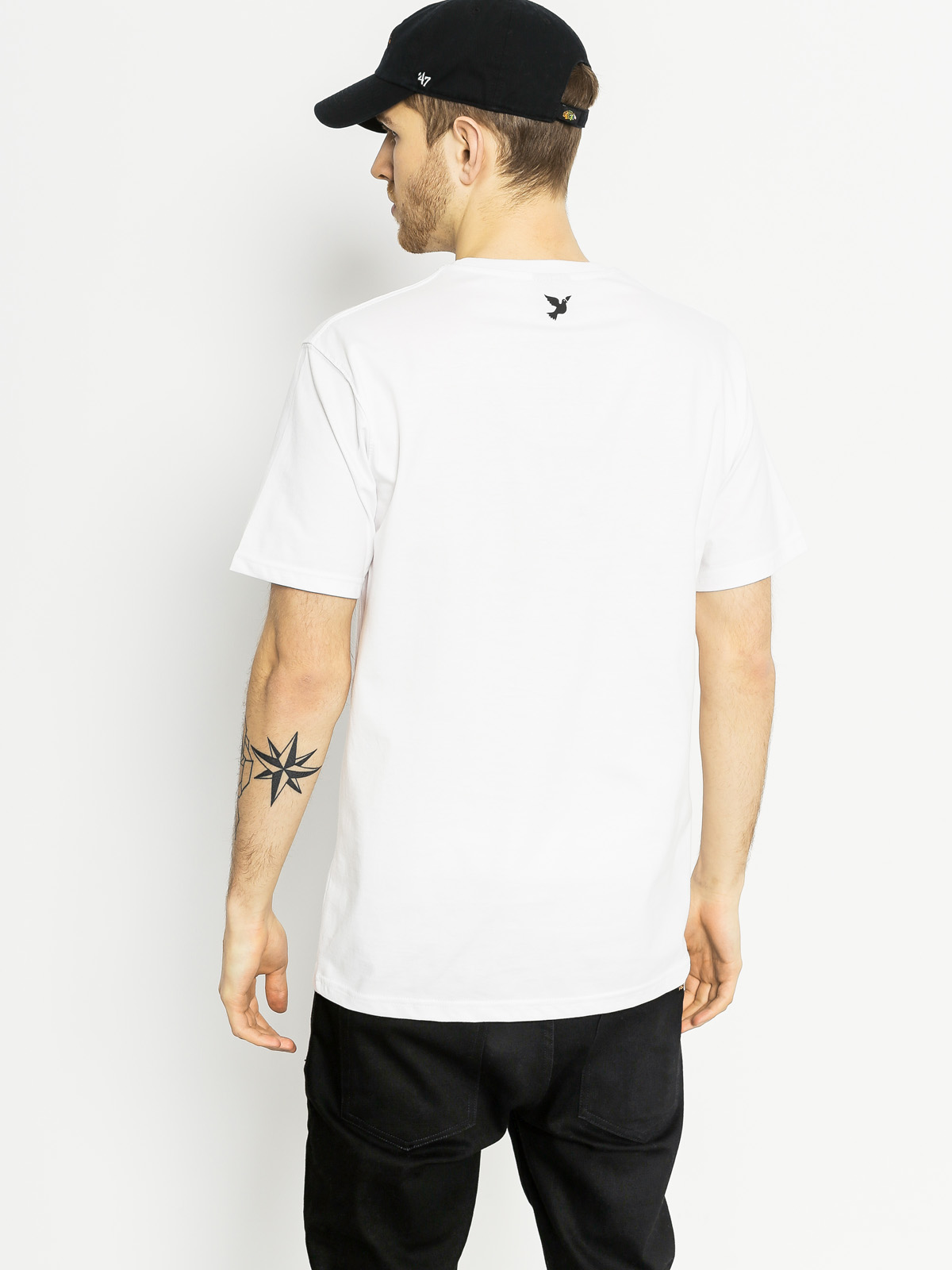 Tričko Nervous Club (white)